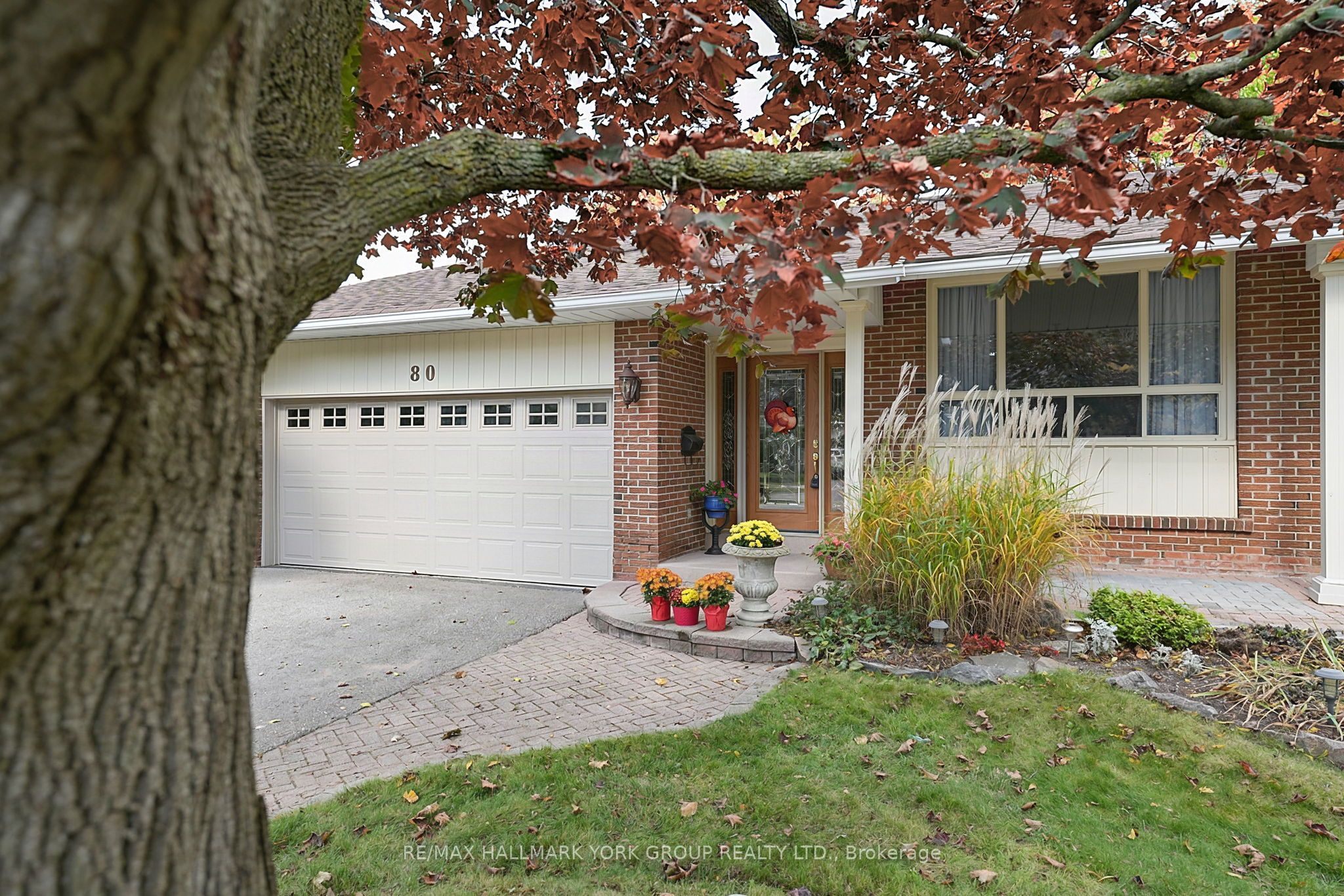 80 Fairway Drive Property Photo 4