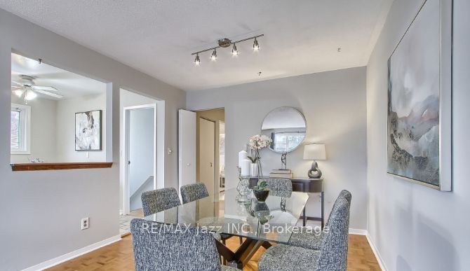 676 Mountview Place Property Photo 4