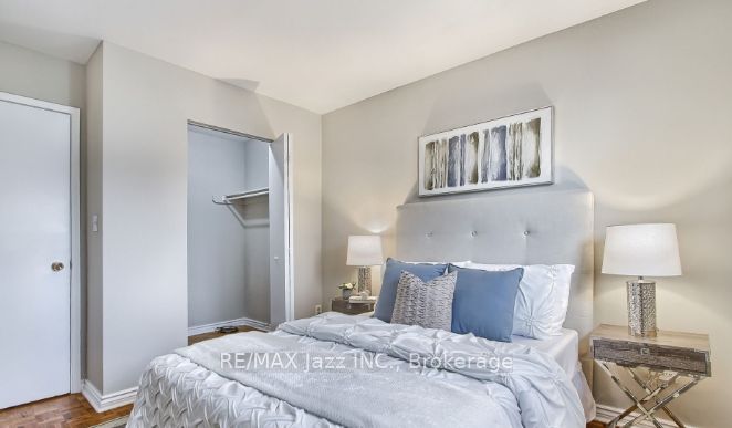 676 Mountview Place Property Photo 11