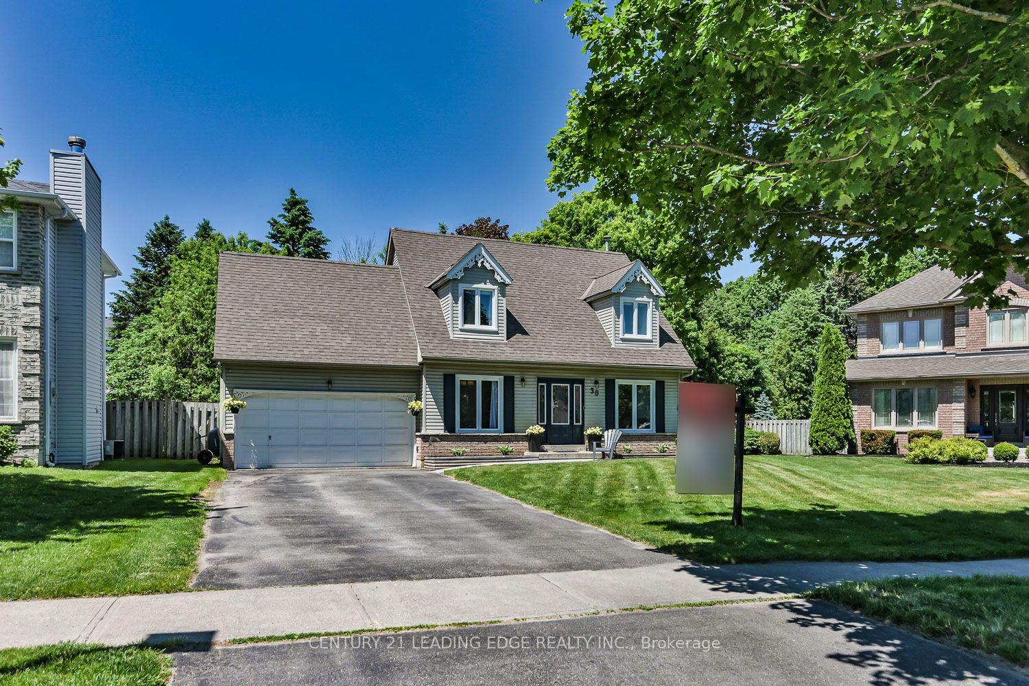 30 Mcguire Crescent Property Photo 2