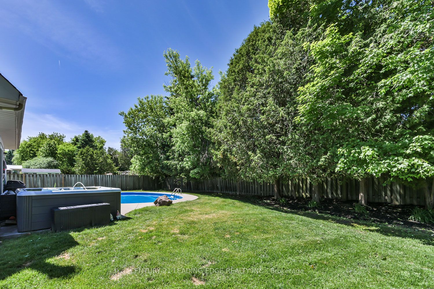 30 Mcguire Crescent Property Photo 37