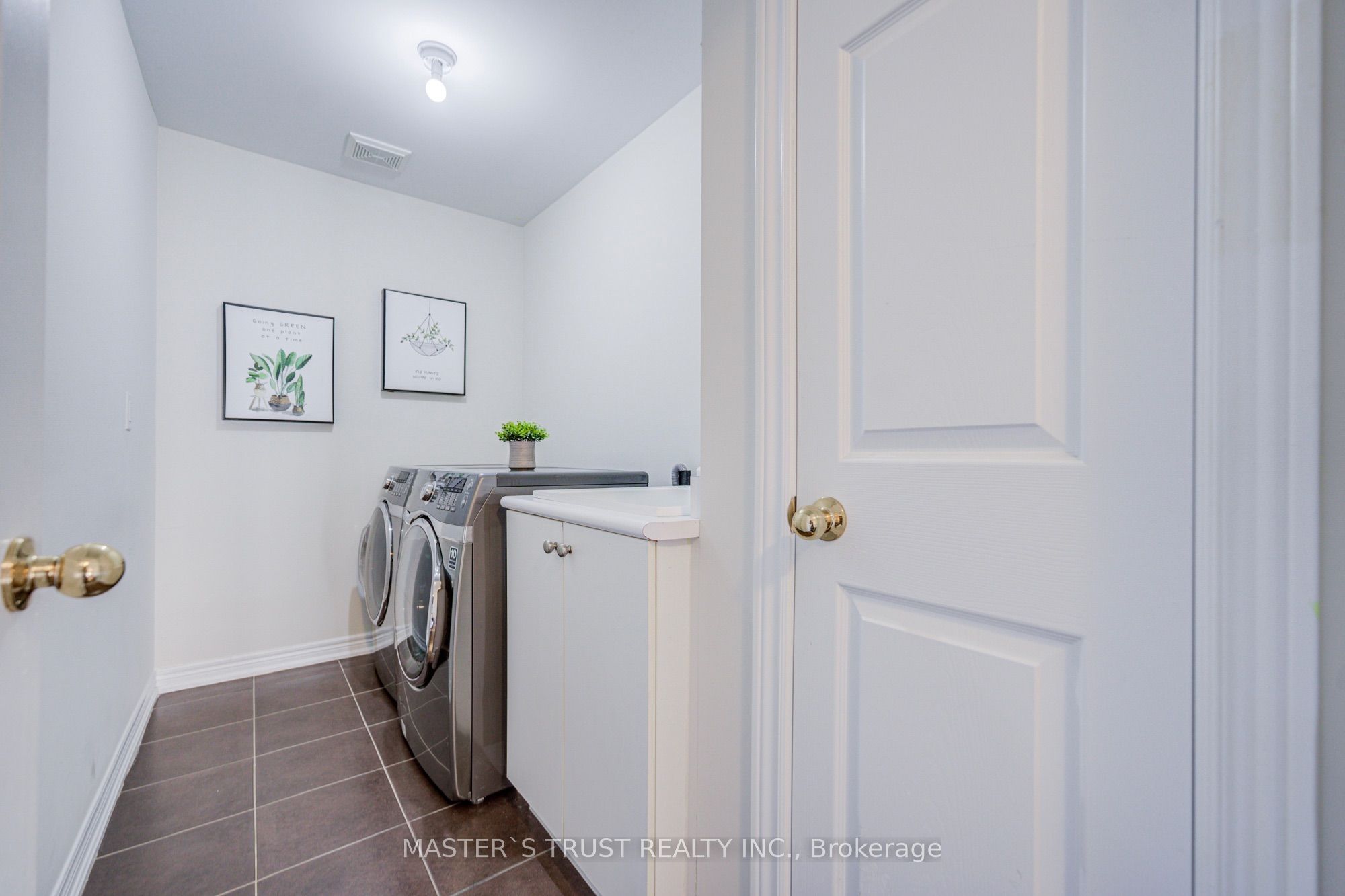 47 Pelister Drive Property Photo 17