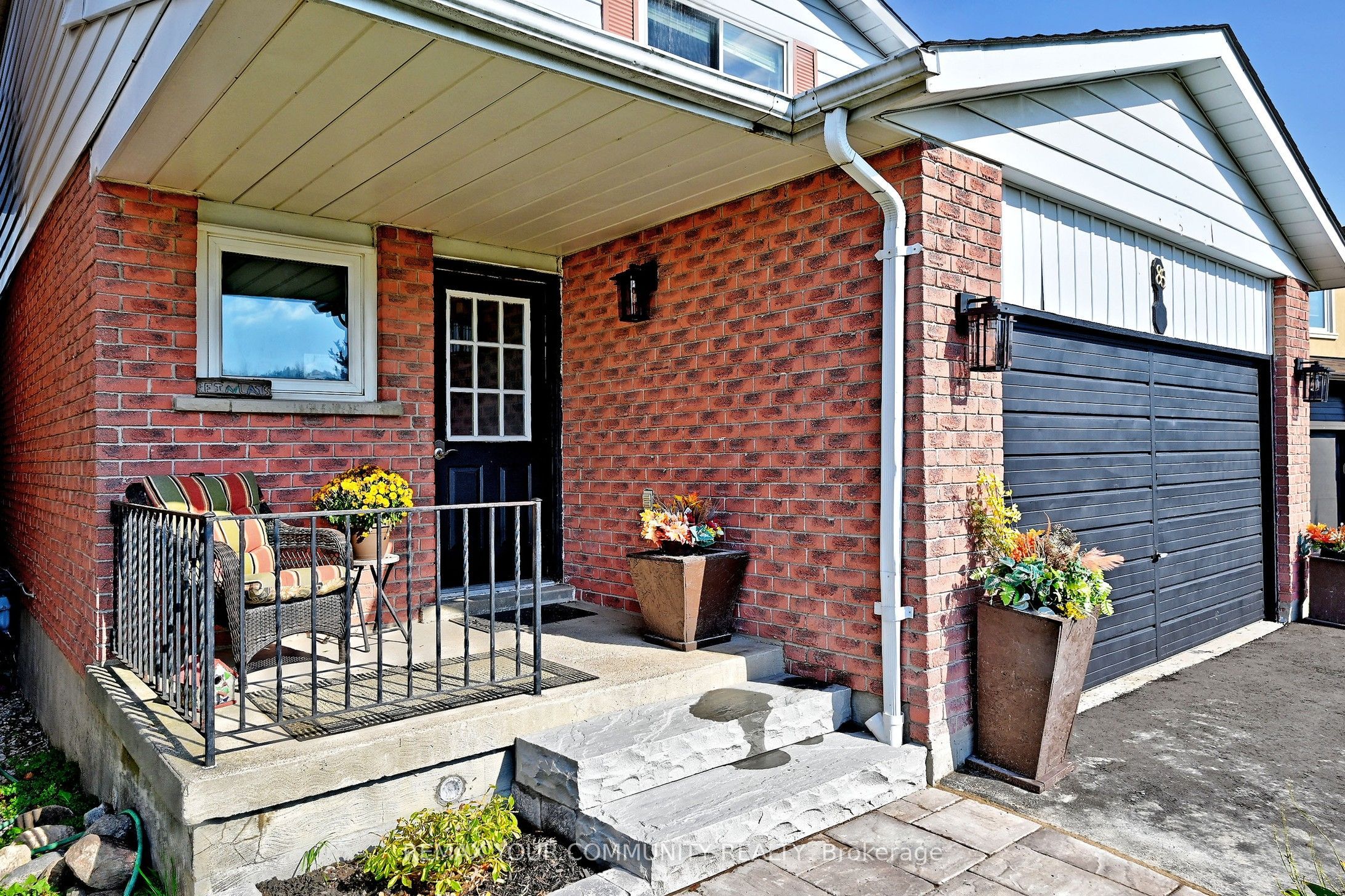 85 Fred Cook Drive Property Photo 2
