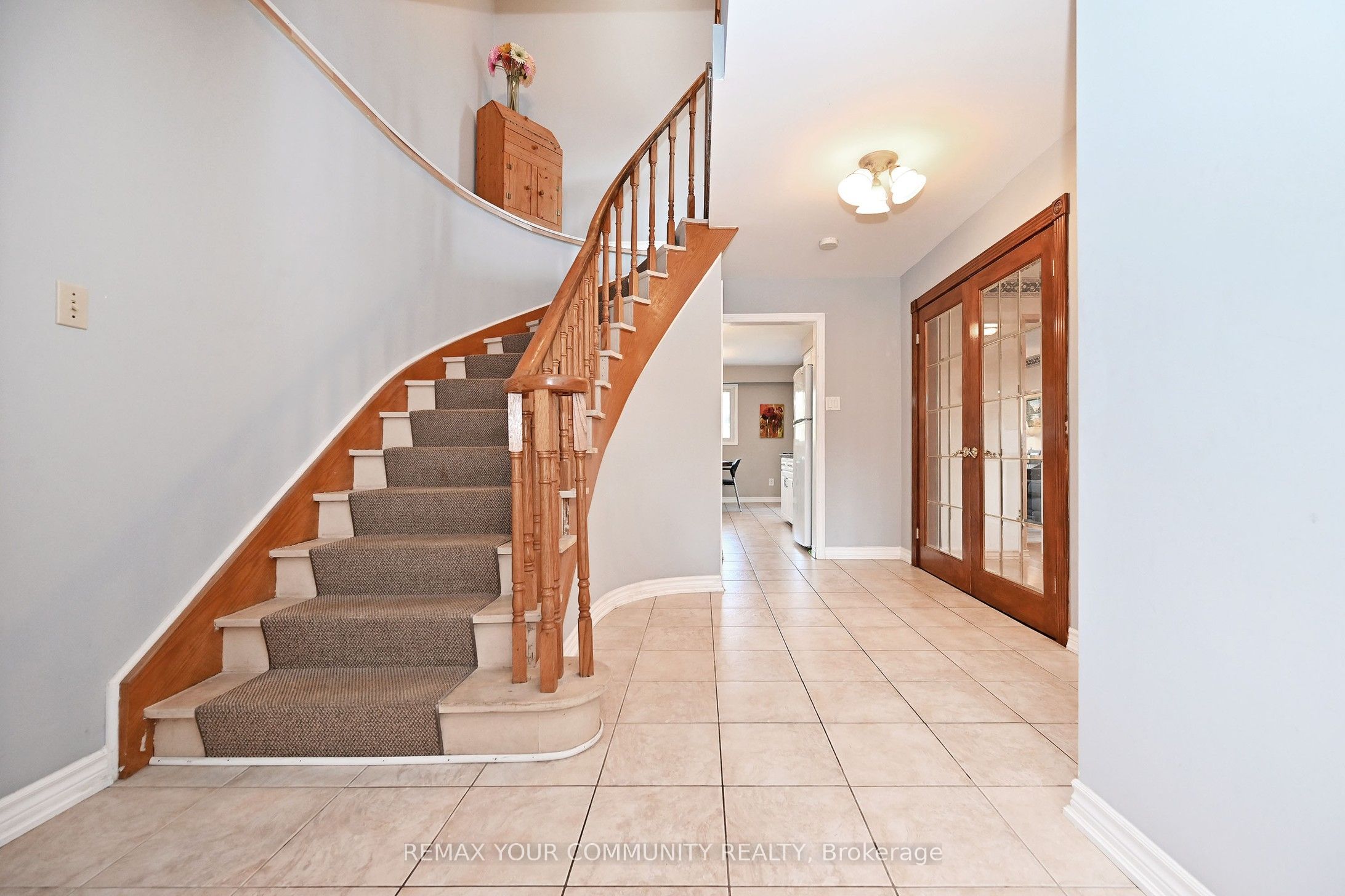 85 Fred Cook Drive Property Photo 4