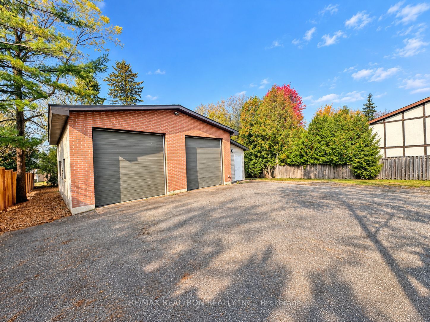 14620 Woodbine Avenue Property Photo 5