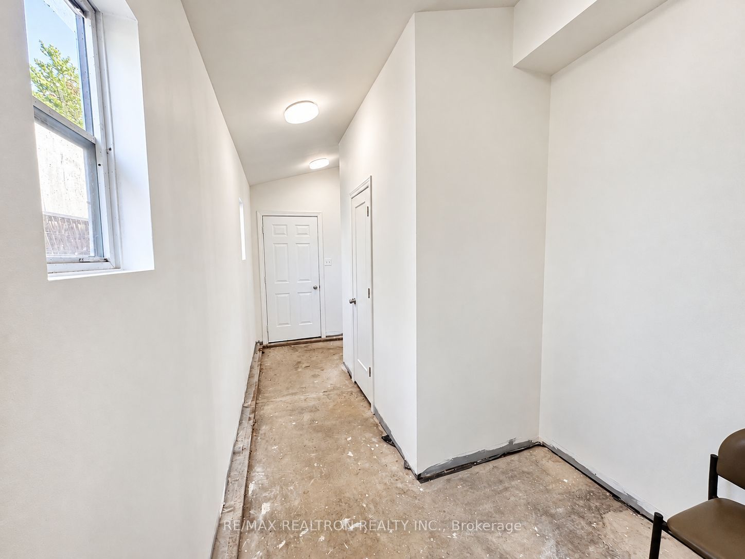 14620 Woodbine Avenue Property Photo 16