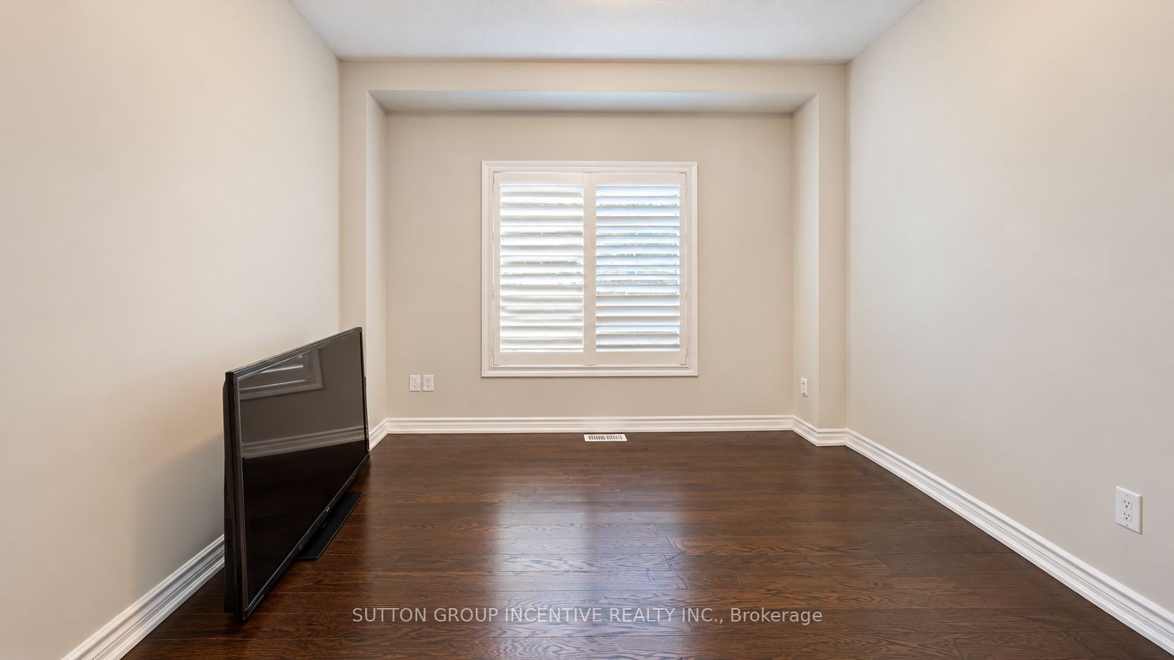 97 Warman Street Property Photo 7