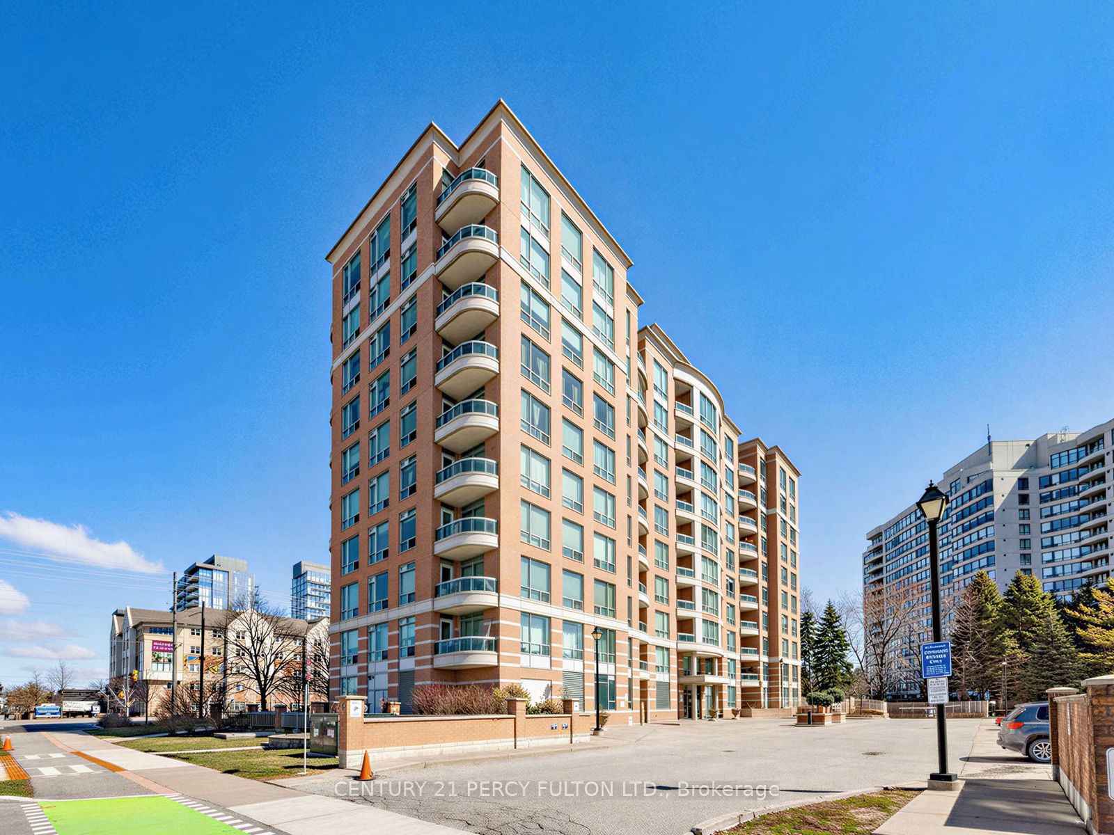 745 New Westminster Drive 201 Property Photo 1
