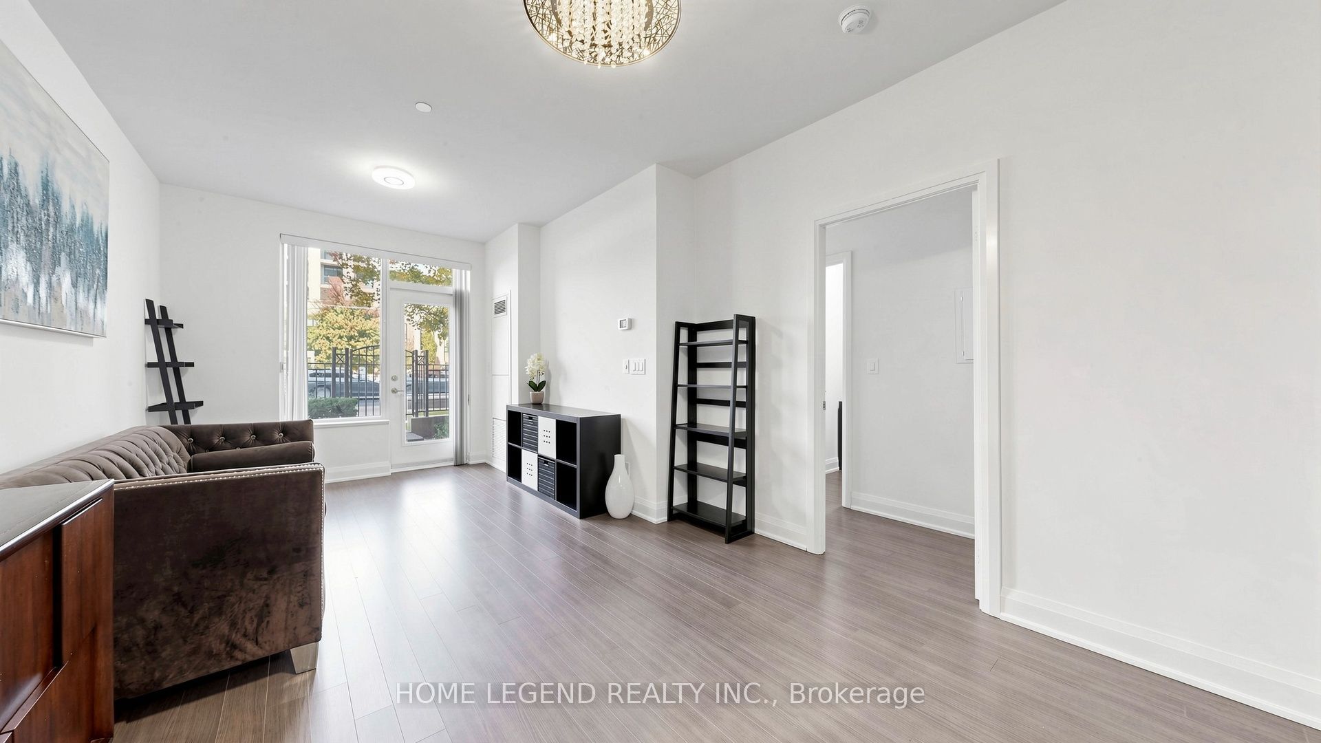 8228 Birchmount Road 119 Property Photo 6