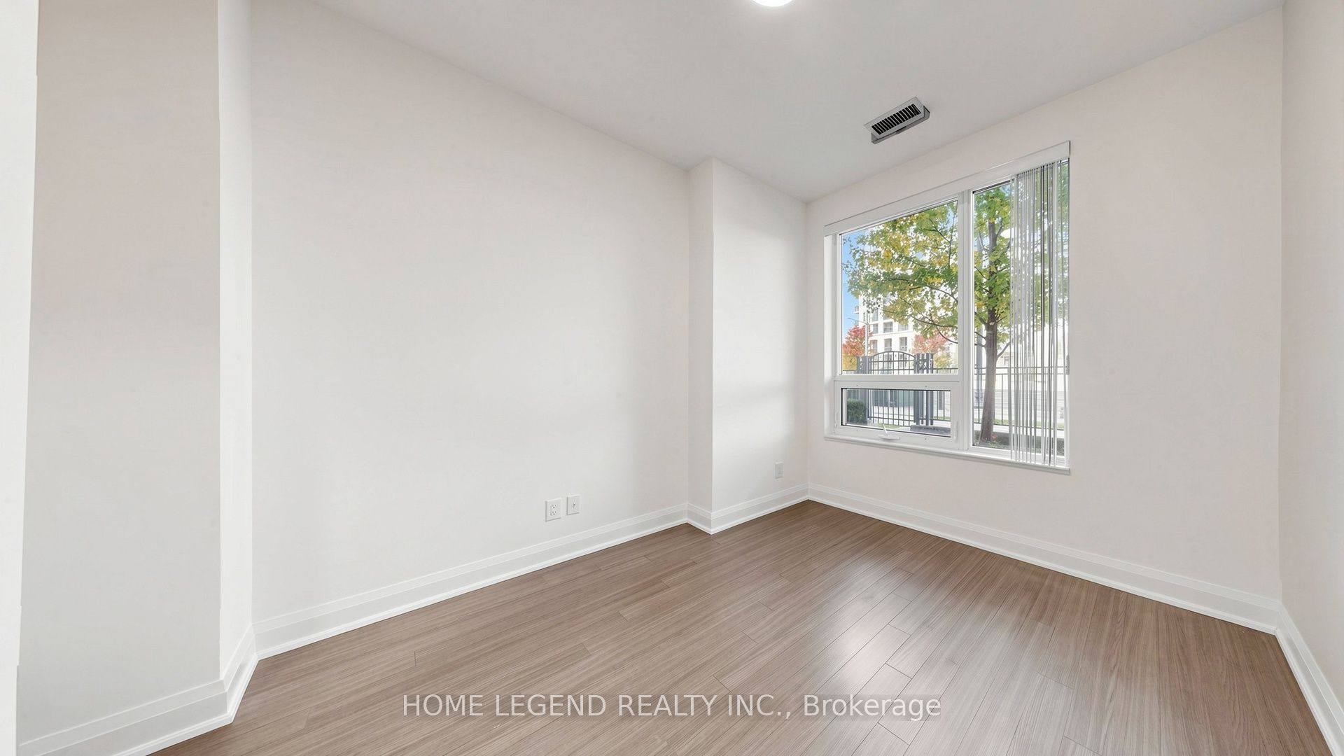 8228 Birchmount Road 119 Property Photo 15