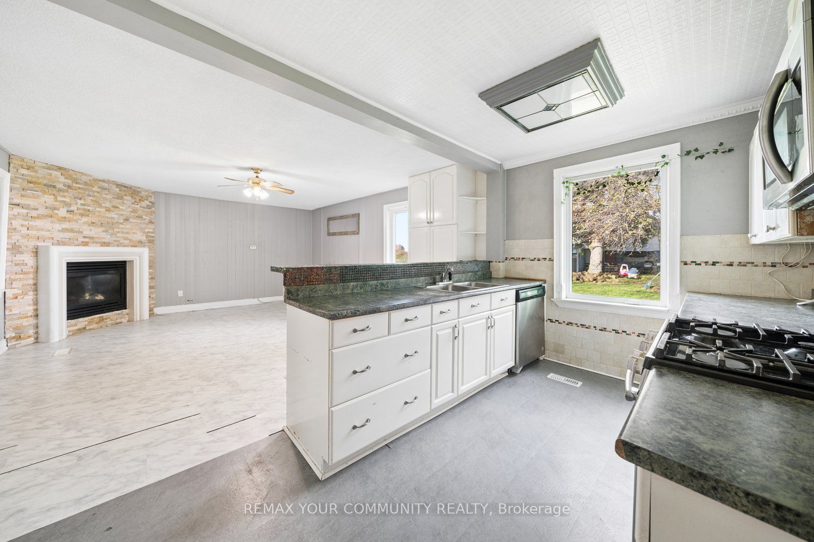 5440 Yonge Street Property Photo 14