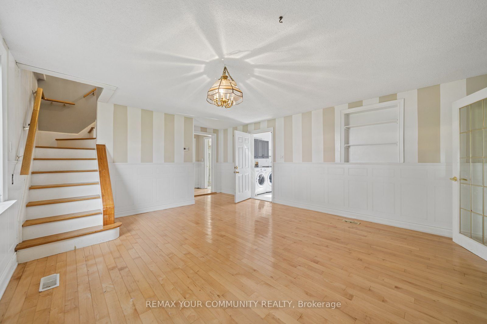 5440 Yonge Street Property Photo 18