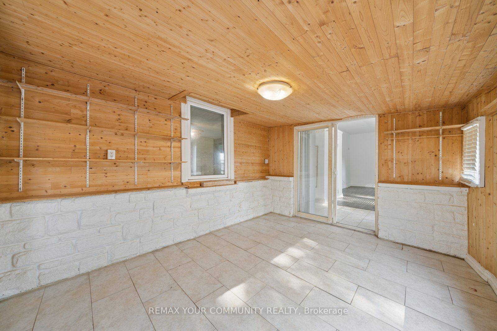 5440 Yonge Street Property Photo 21