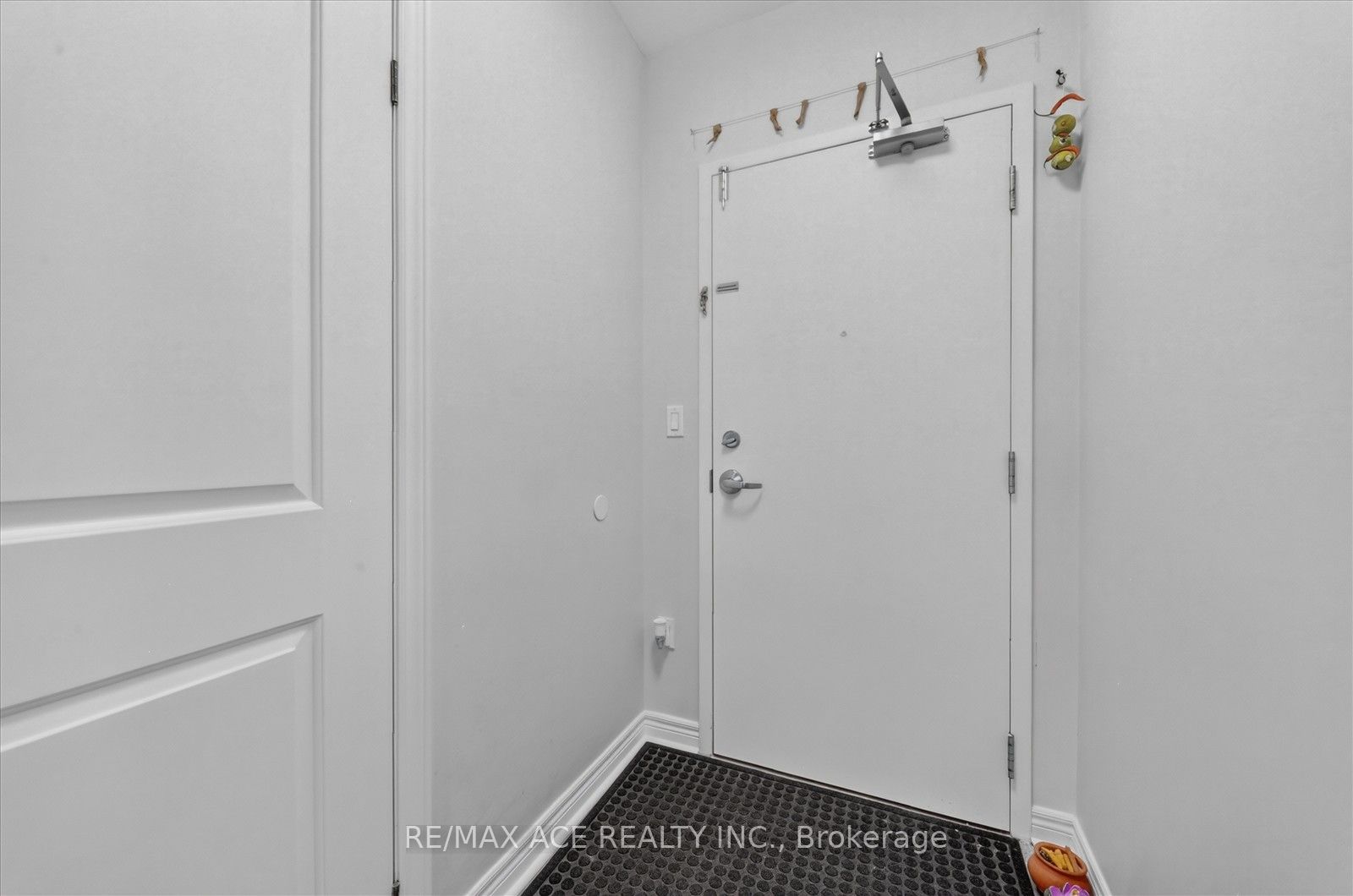 7400 Markham Road 615 Property Photo 8
