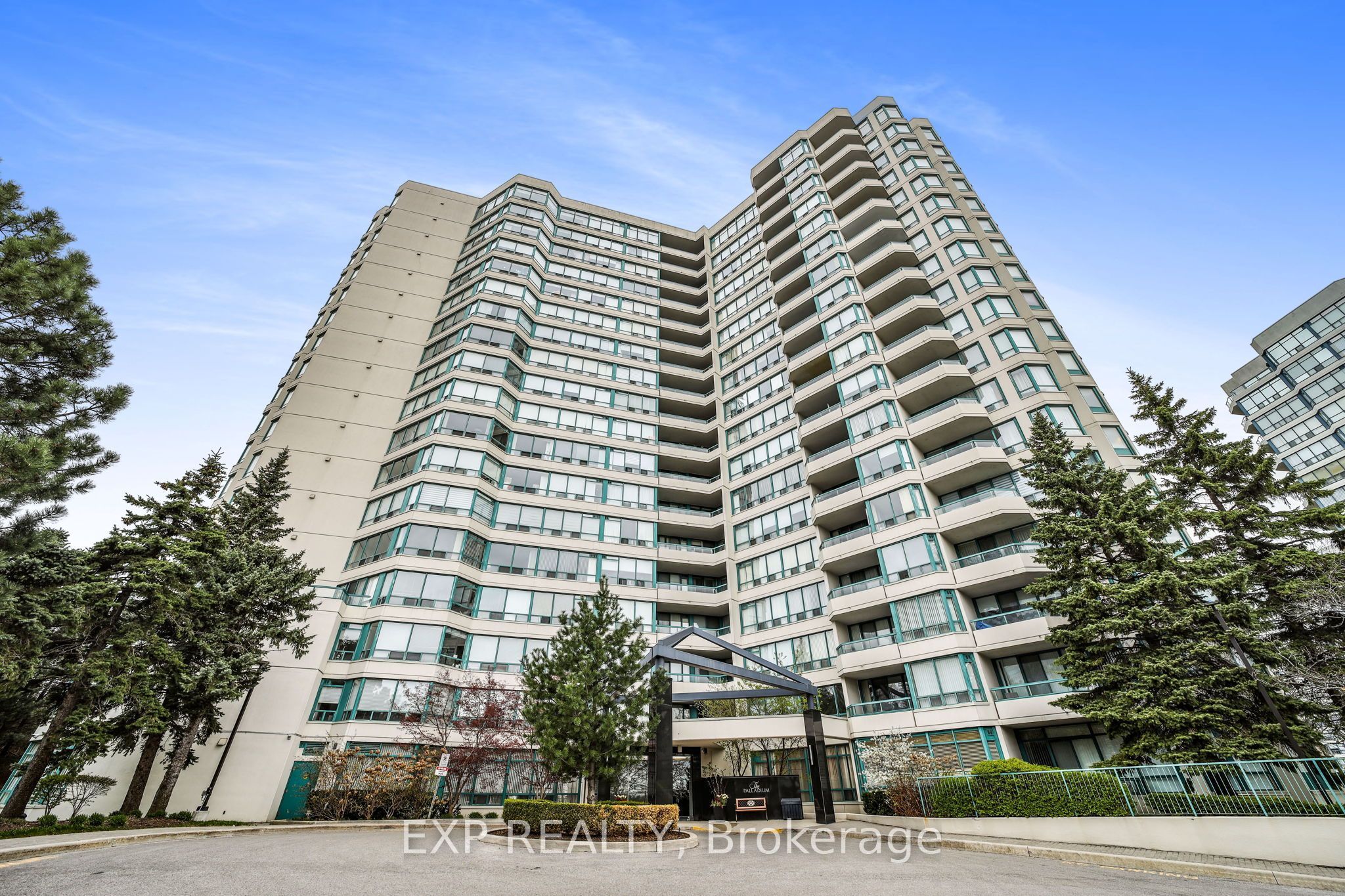 7250 Yonge Street 206 Property Photo 1