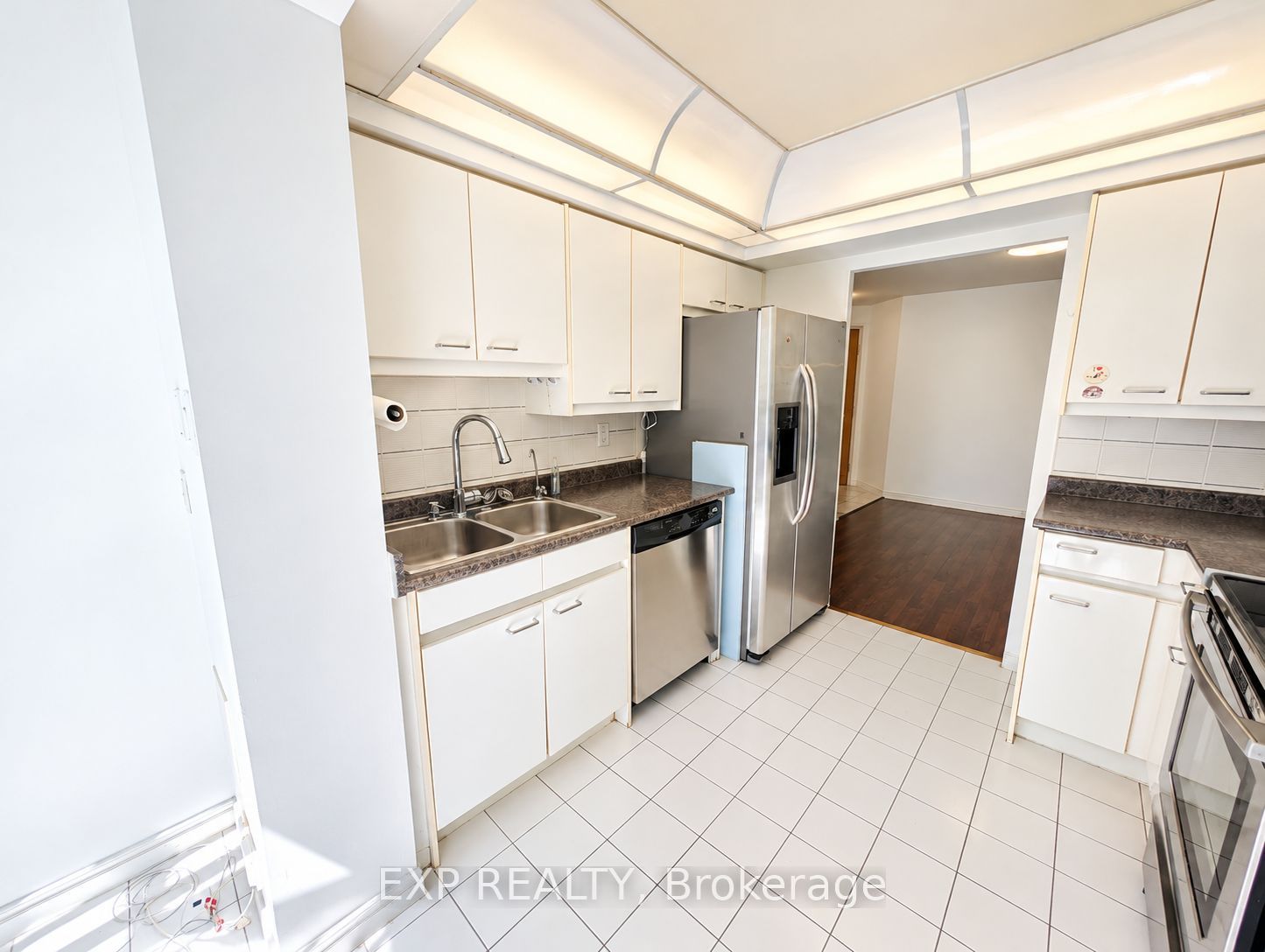 7250 Yonge Street 206 Property Photo 8