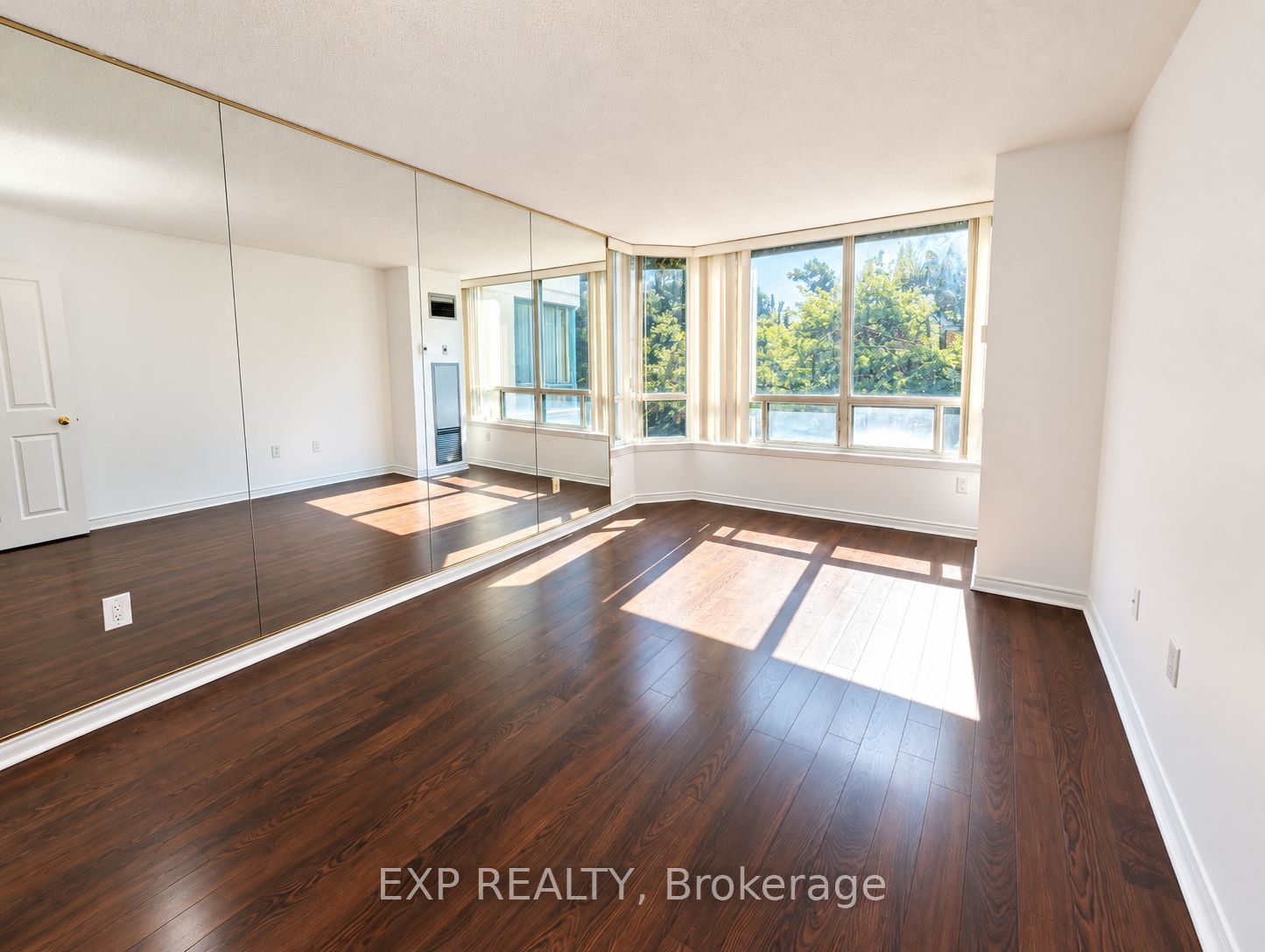 7250 Yonge Street 206 Property Photo 15