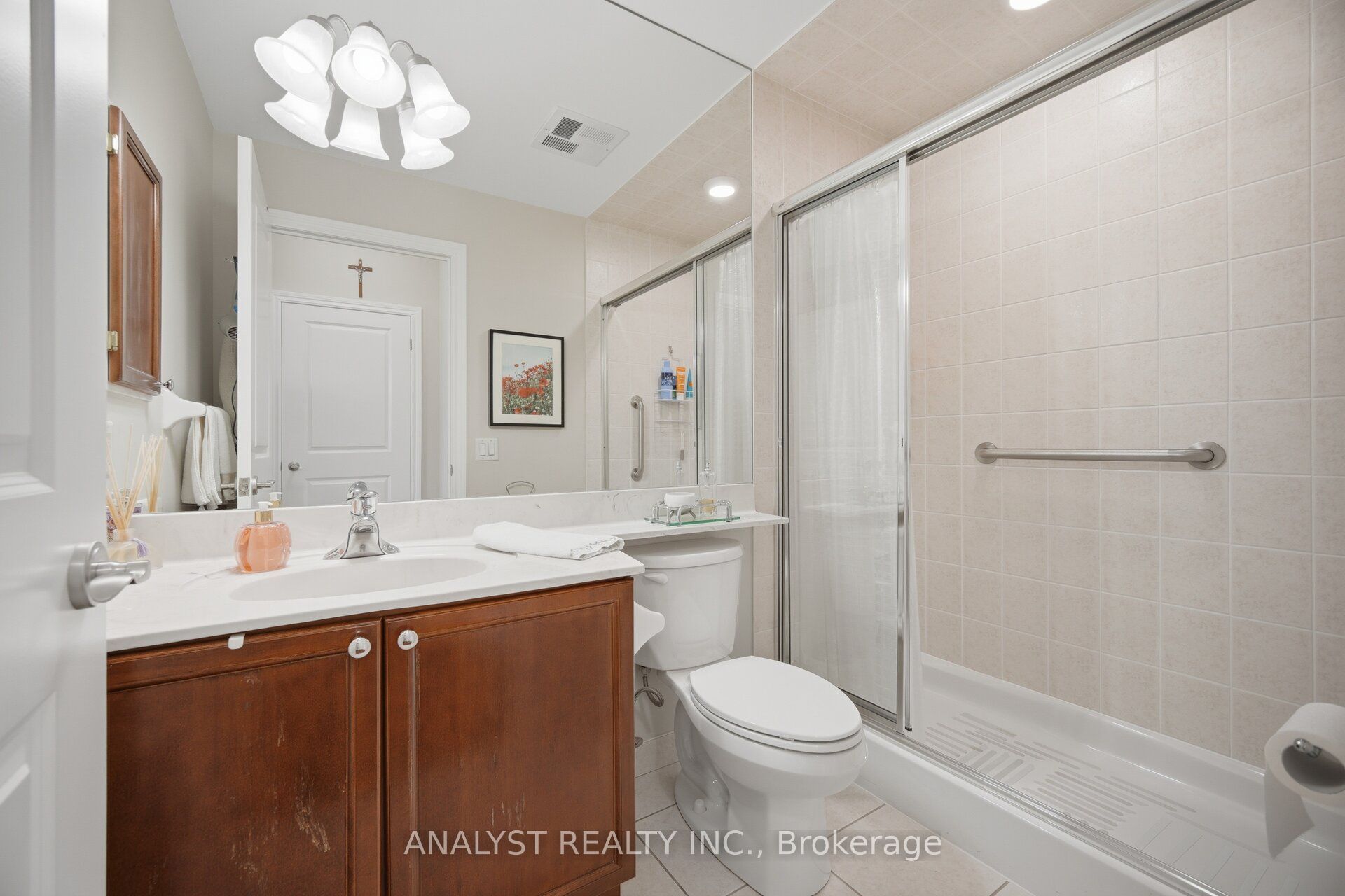 9519 Keele Street 221 Property Photo 22