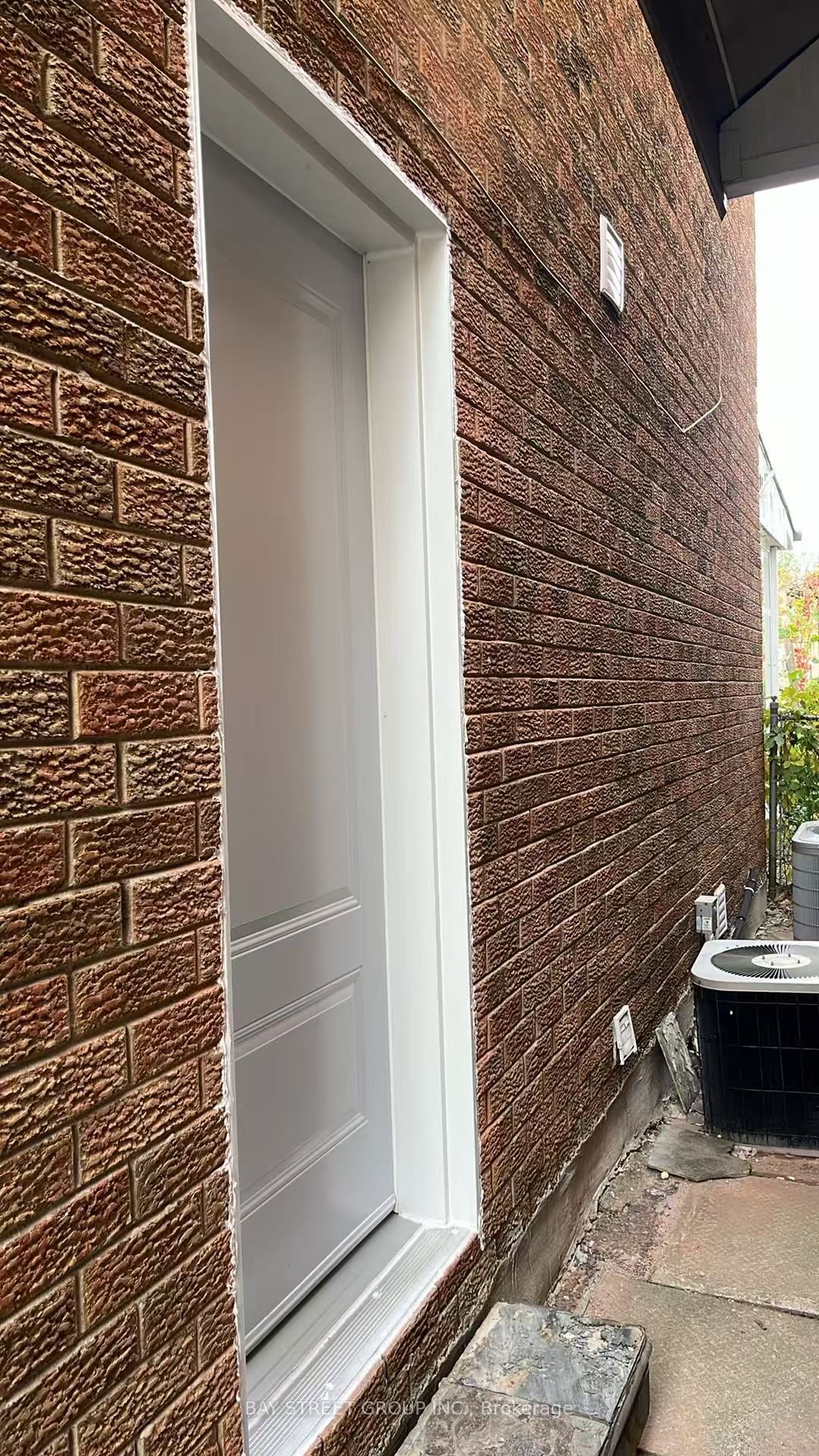 52 Hornchurch Crescent Property Photo 6