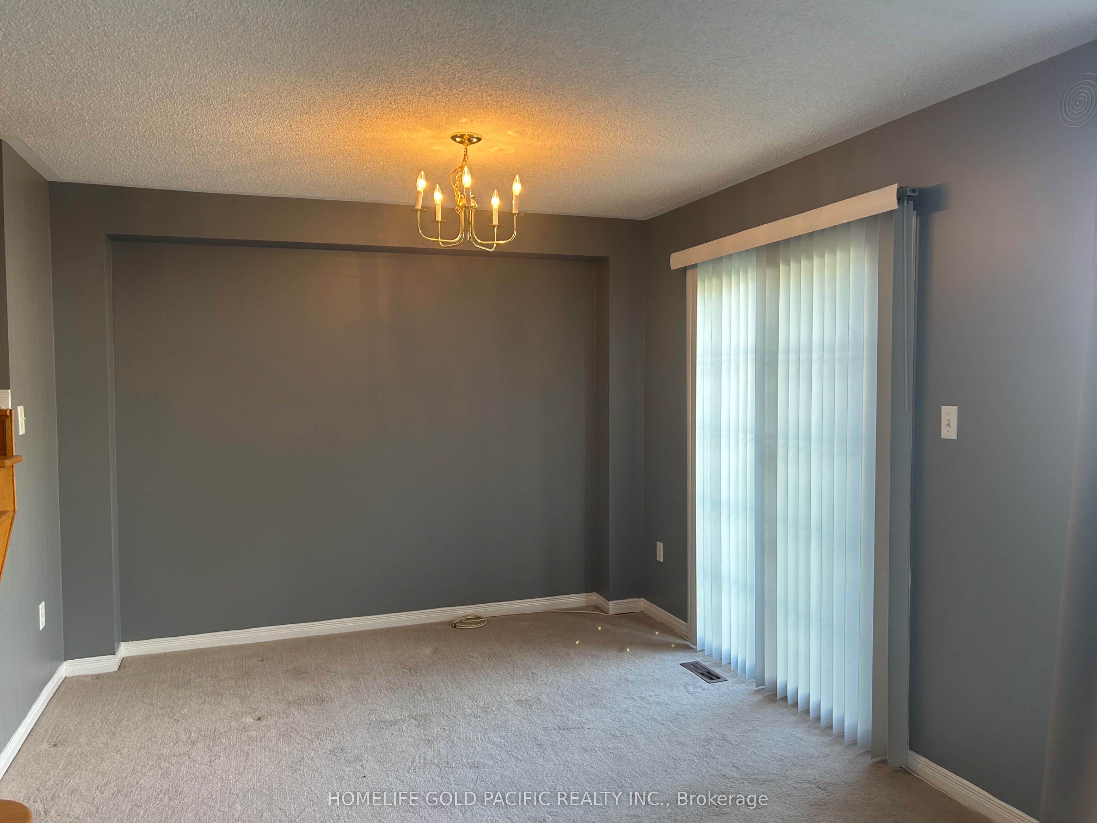 219 Hammersly Boulevard Property Photo 9