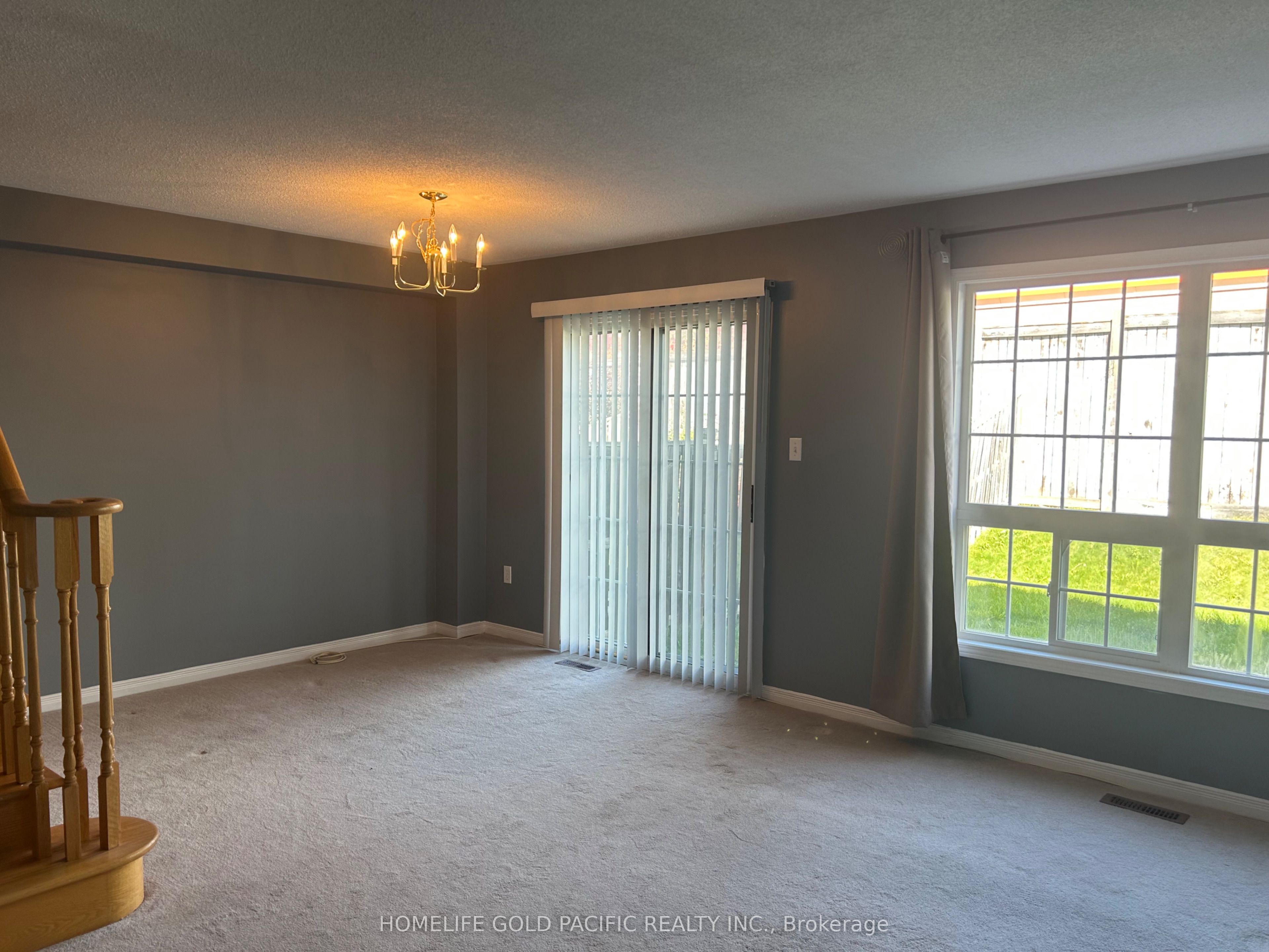 219 Hammersly Boulevard Property Photo 11