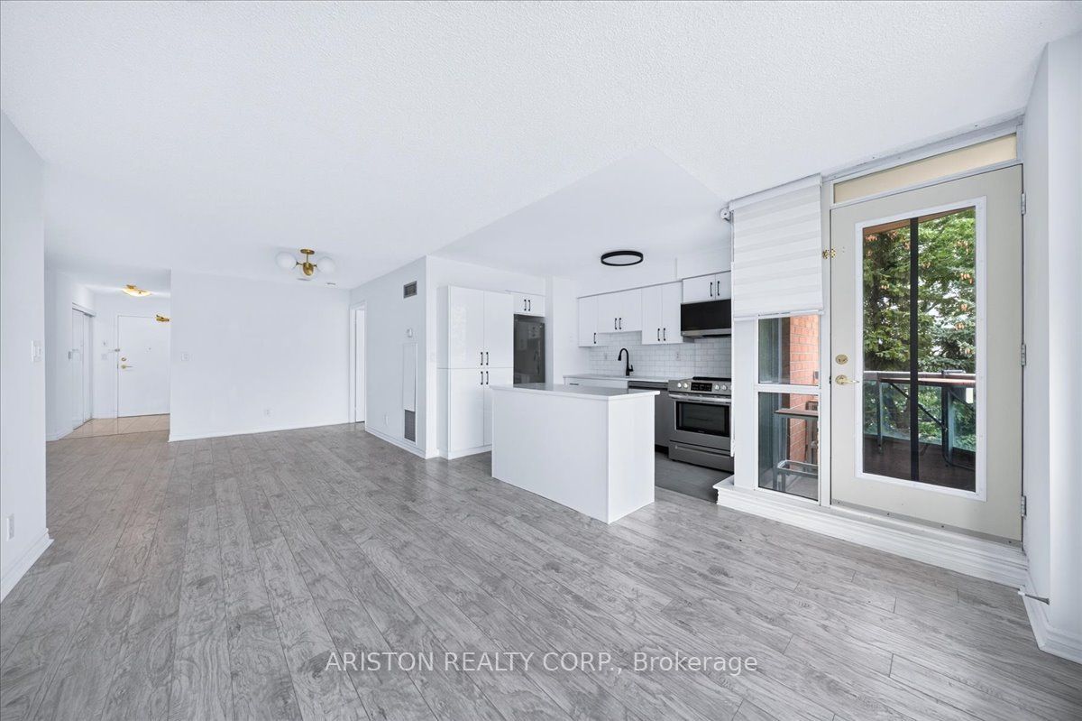 745 New Westminster Drive 409 Property Photo 1