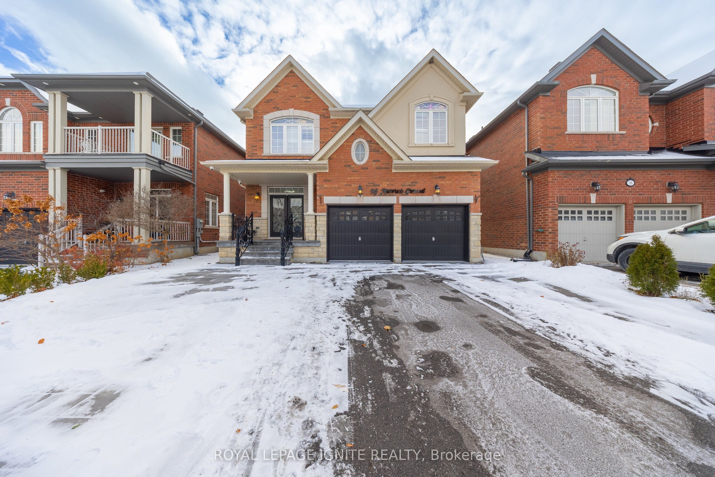 96 Maverick Crescent Property Photo 1