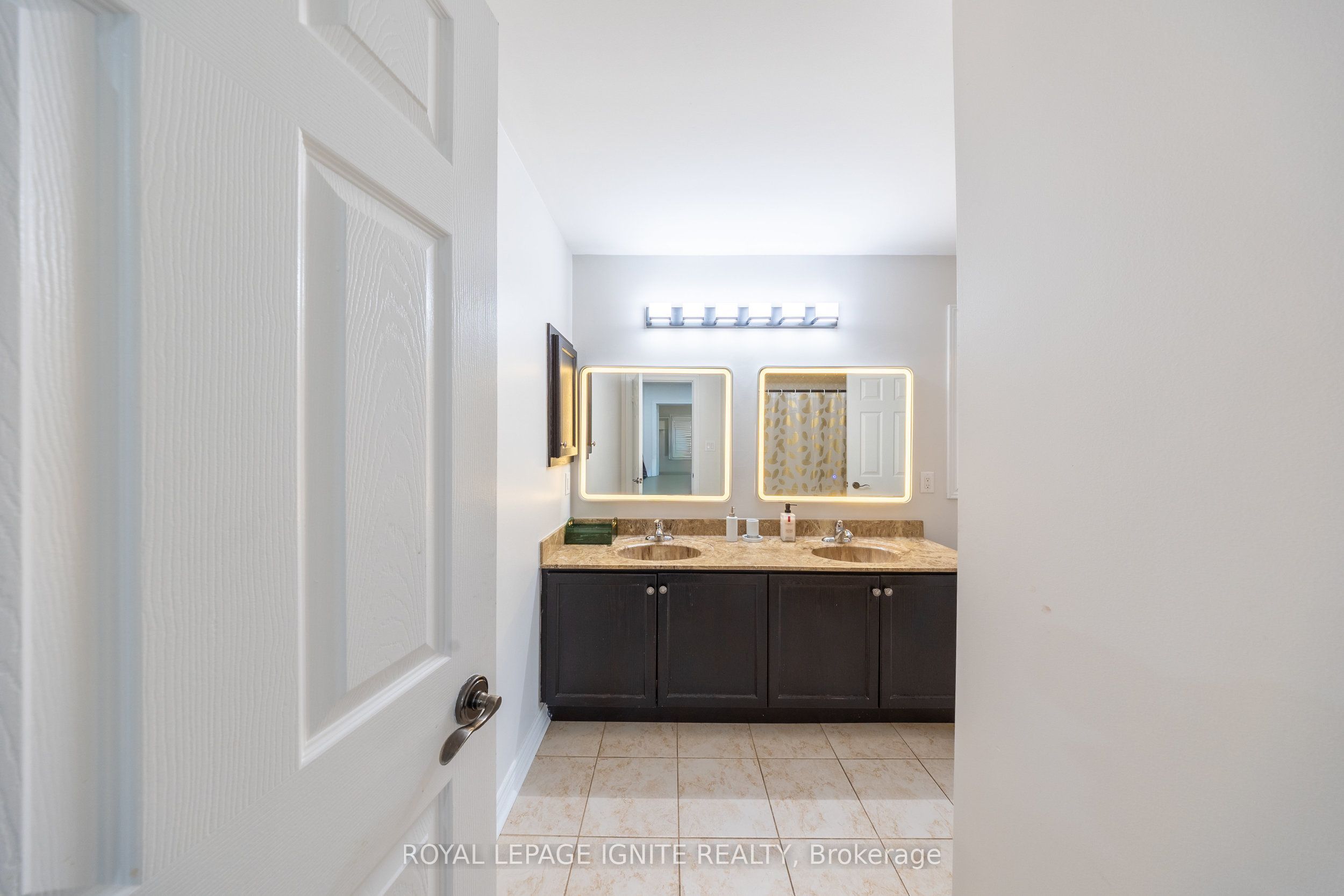 96 Maverick Crescent Property Photo 30