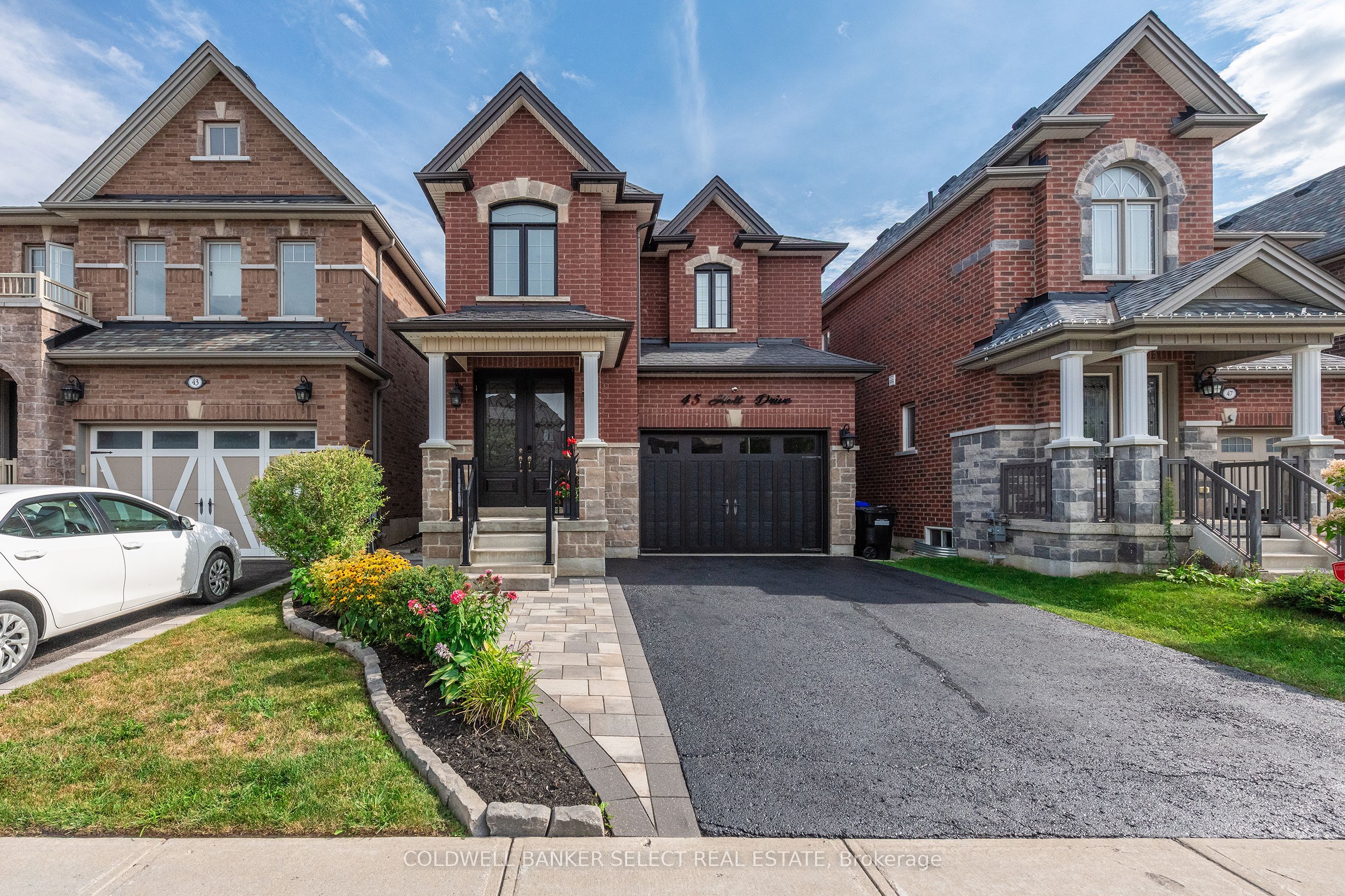 45 Holt Drive Property Photo 1