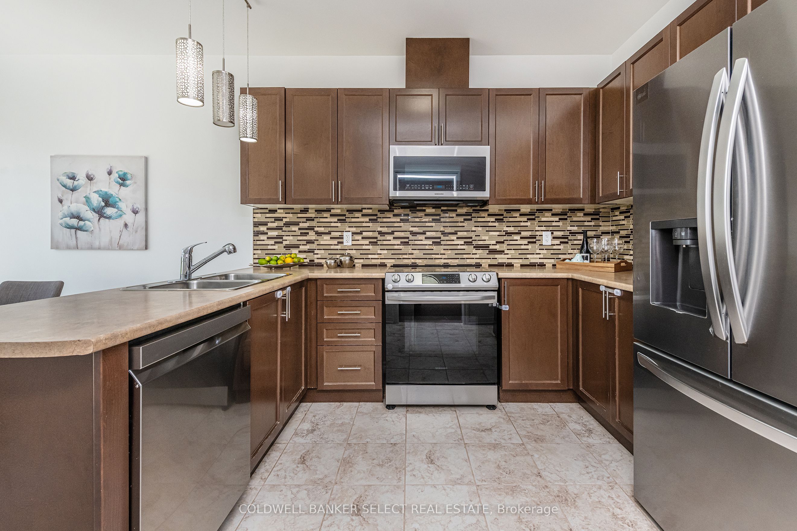 45 Holt Drive Property Photo 14