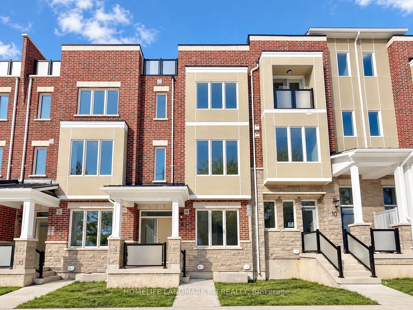 8 Avani Avenue Property Photo 2
