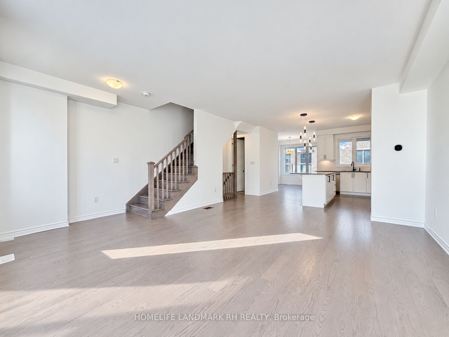 8 Avani Avenue Property Photo 4