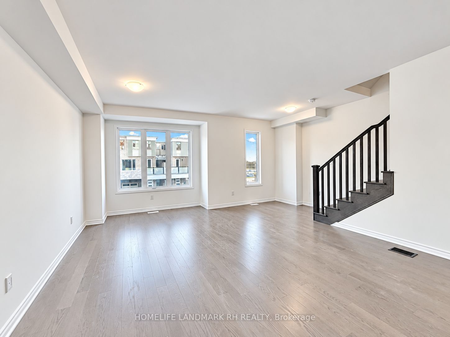 8 Avani Avenue Property Photo 7