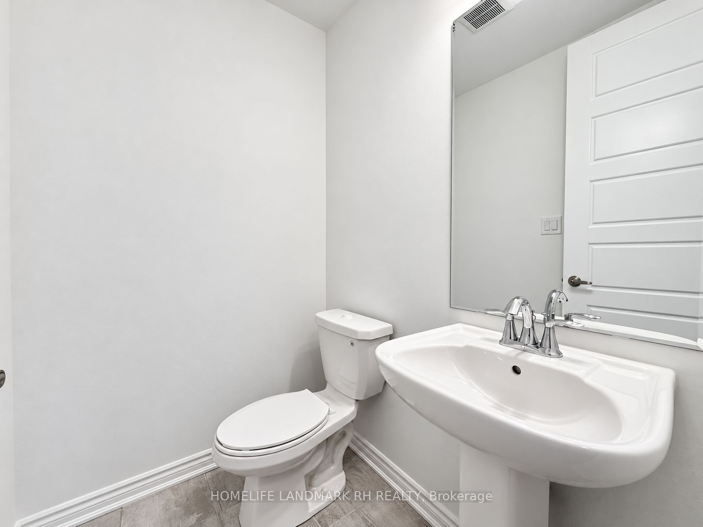 8 Avani Avenue Property Photo 14