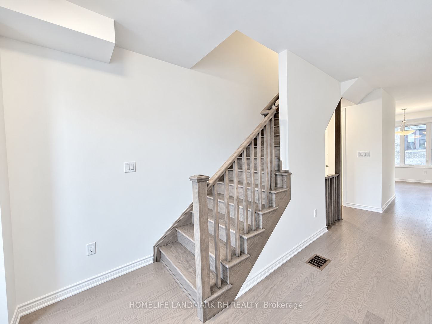 8 Avani Avenue Property Photo 15