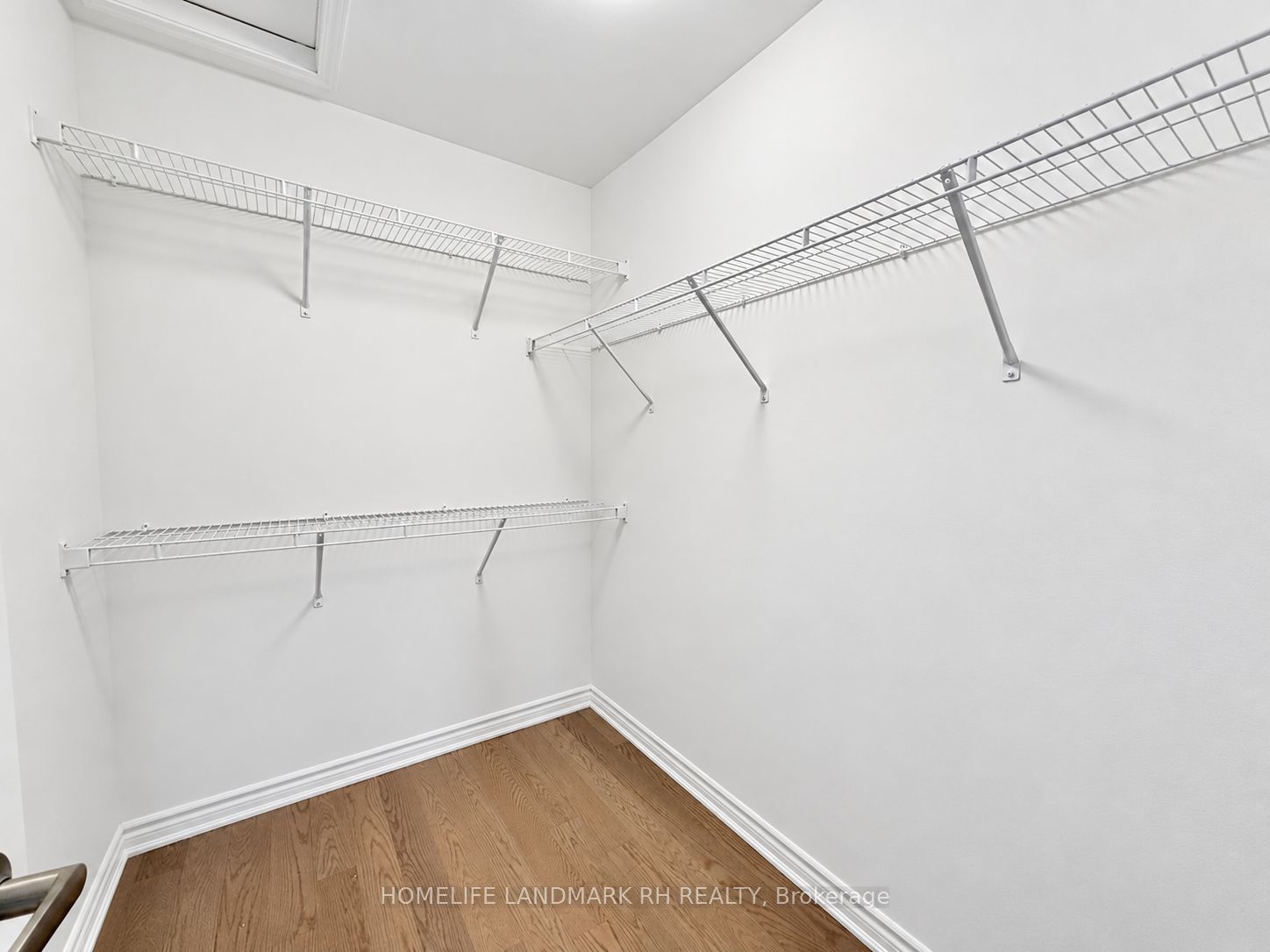 8 Avani Avenue Property Photo 18