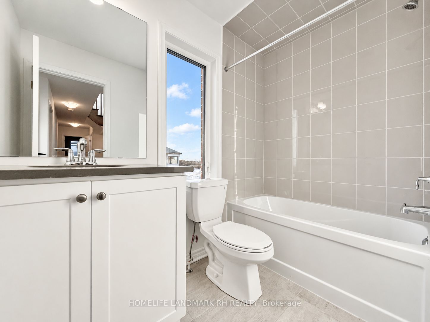 8 Avani Avenue Property Photo 21