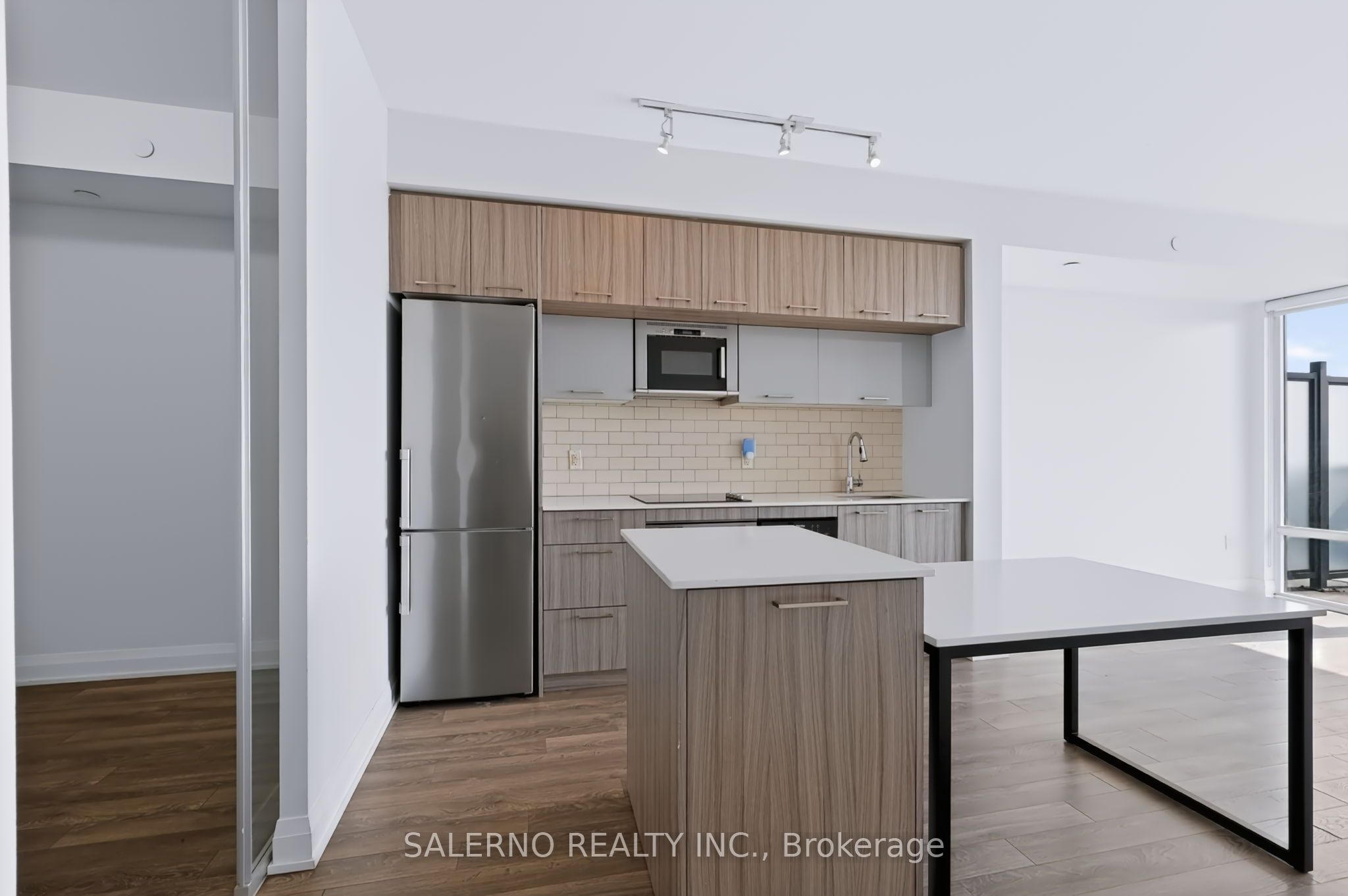 4800 Highway 7 709 Property Photo 12