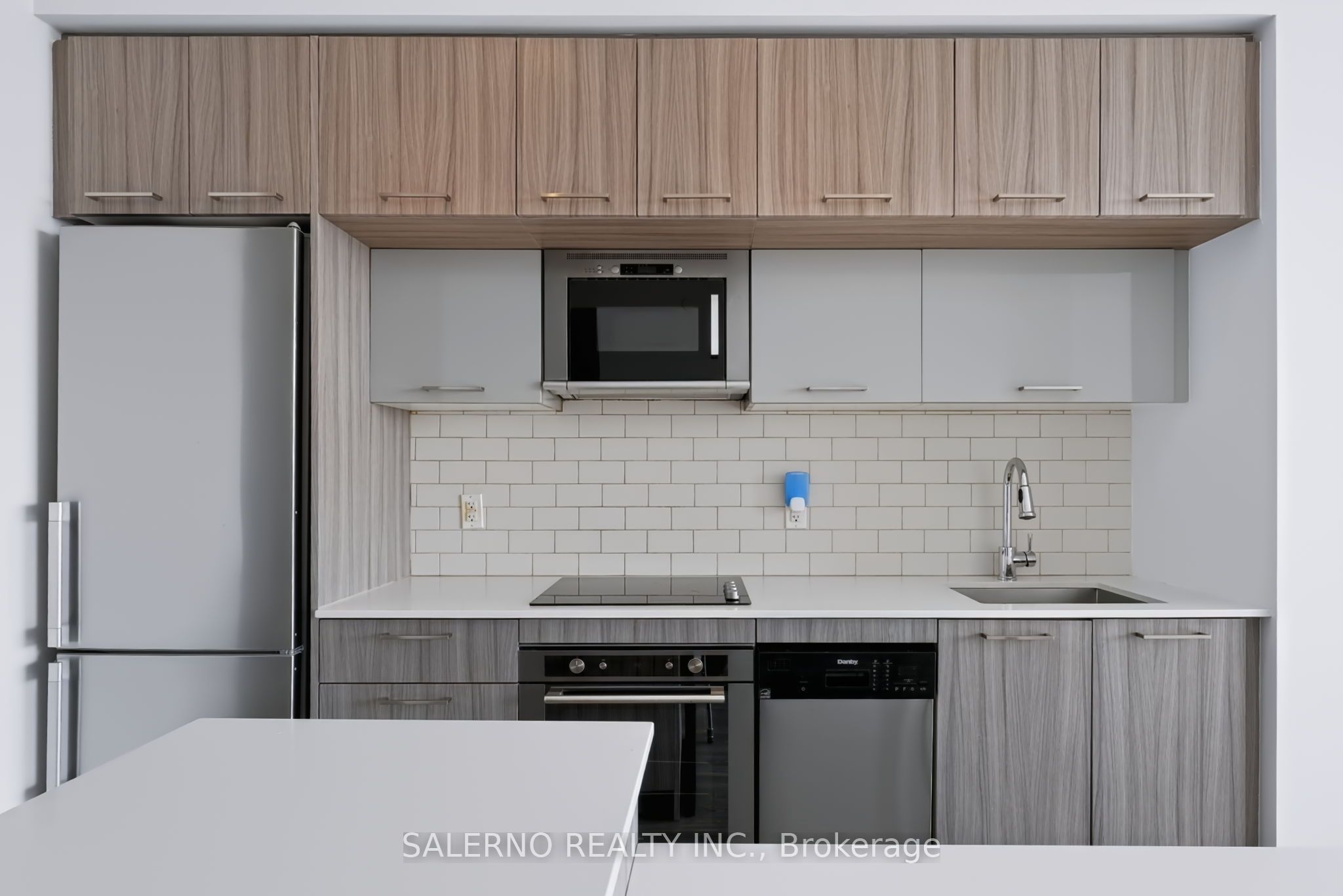 4800 Highway 7 709 Property Photo 14