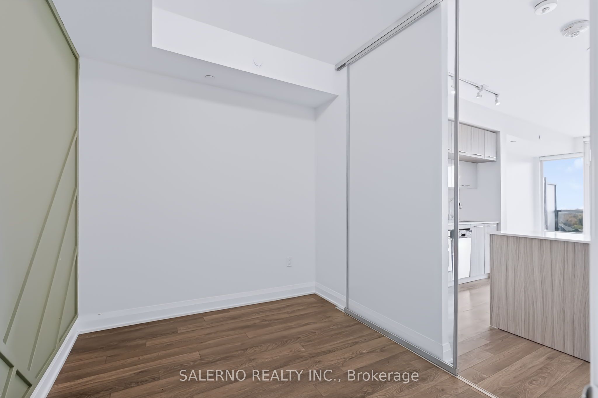 4800 Highway 7 709 Property Photo 18