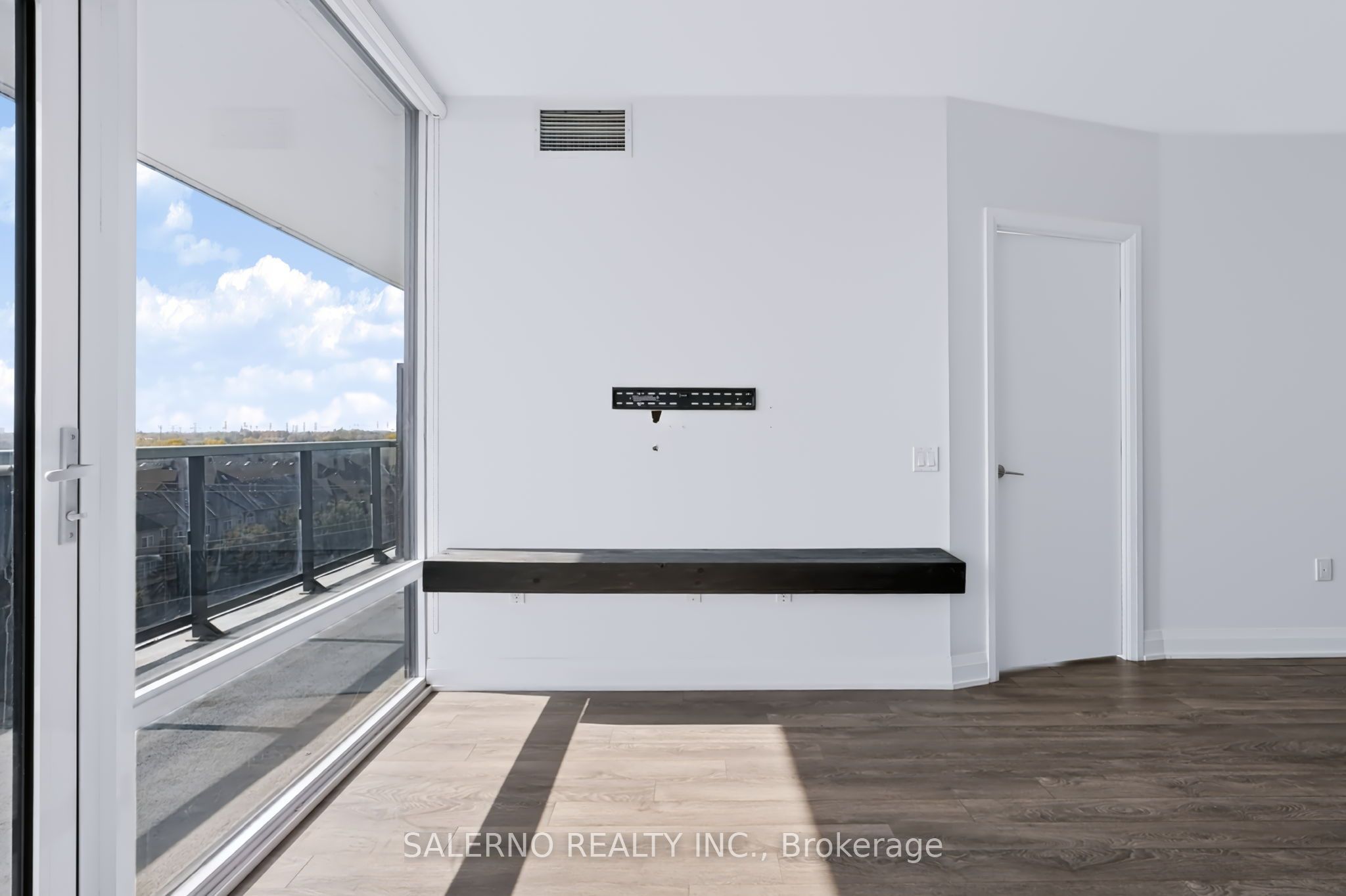 4800 Highway 7 709 Property Photo 22