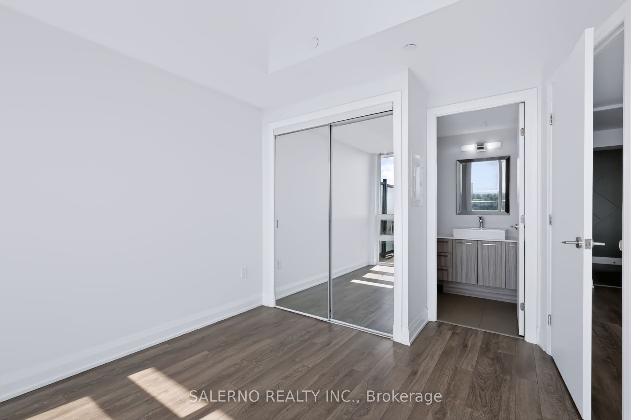 4800 Highway 7 709 Property Photo 29