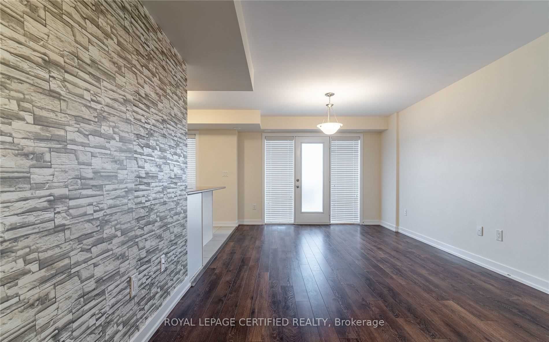 20 Westmeath Lane 2325 Property Photo 10