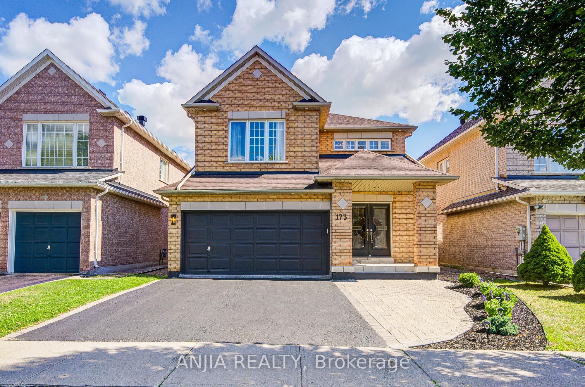 173 Russell Jarvis Drive Property Photo 1