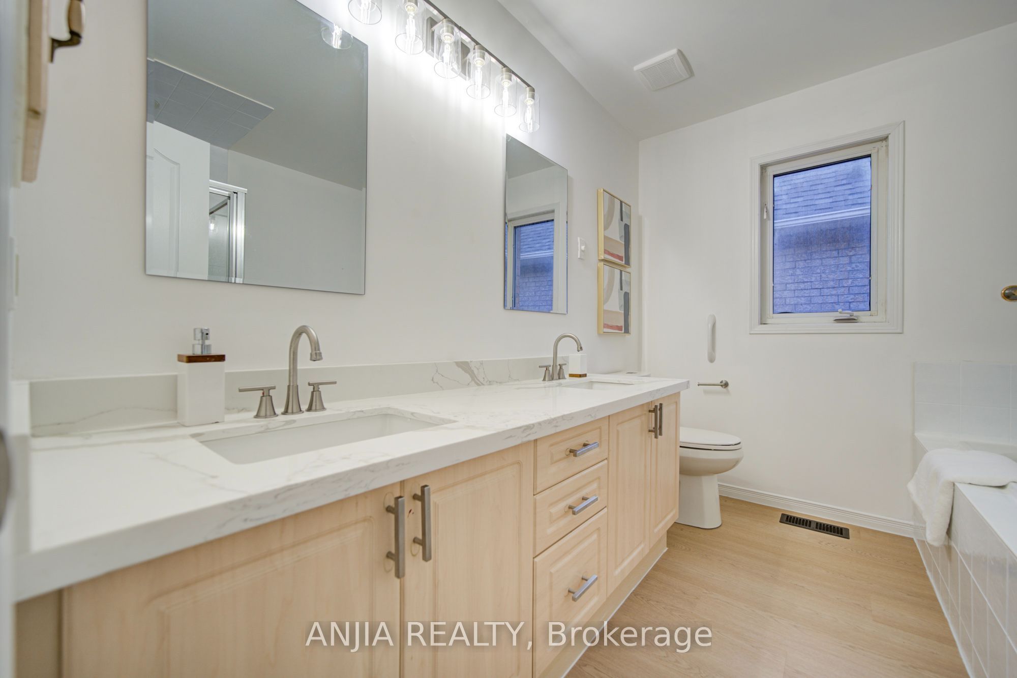 173 Russell Jarvis Drive Property Photo 33