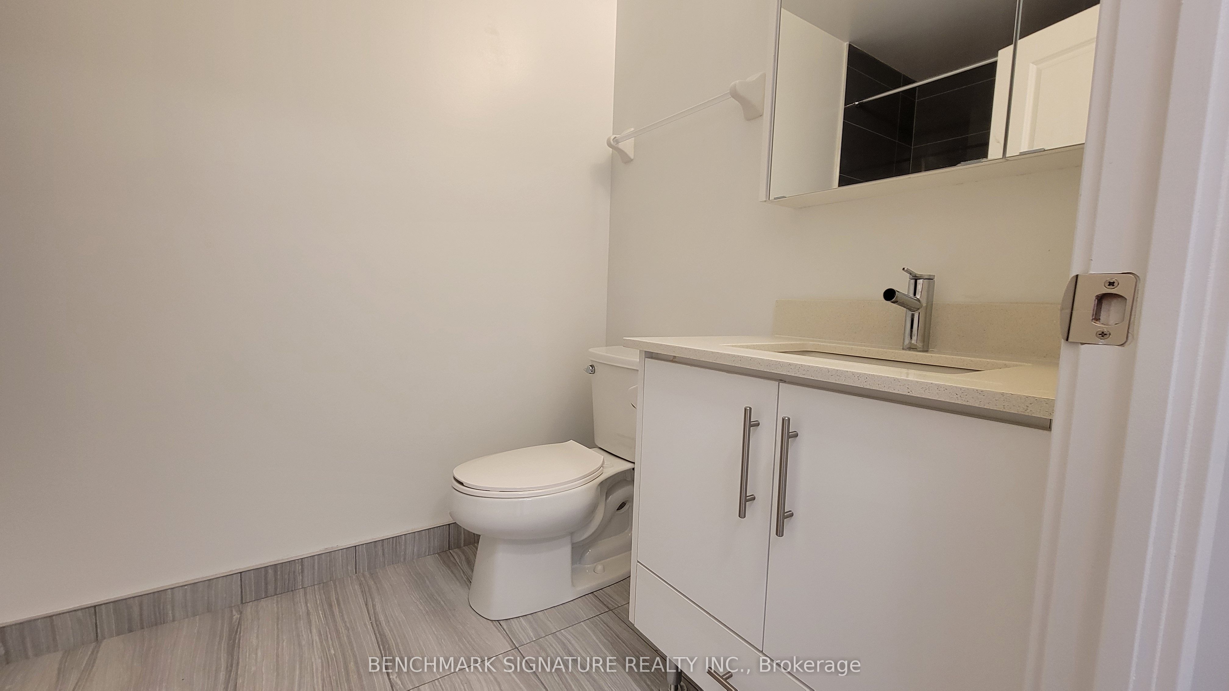 85 Oneida Crescent 1607 Property Photo 10