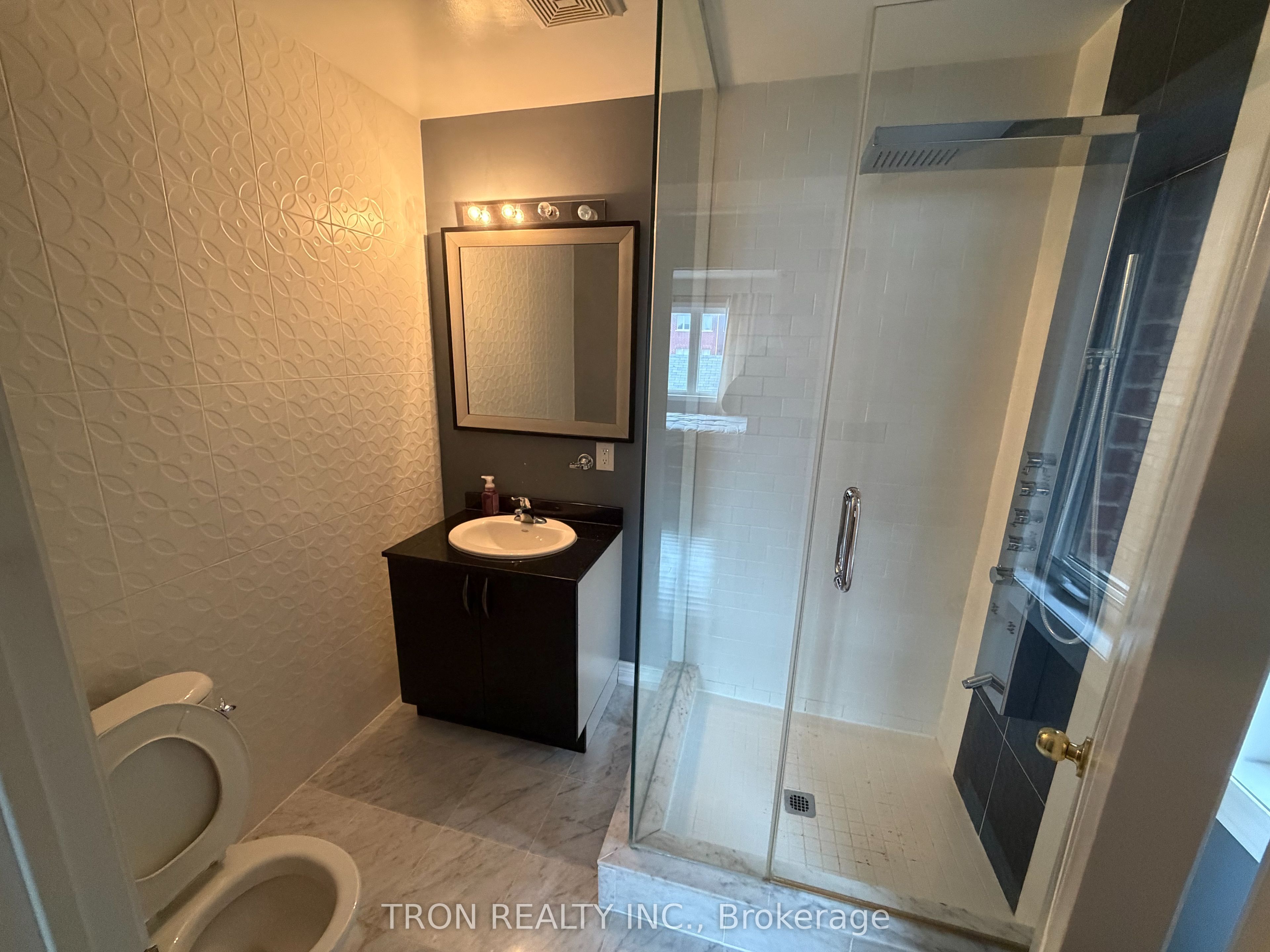 16 Dungannon Drive Property Photo 14