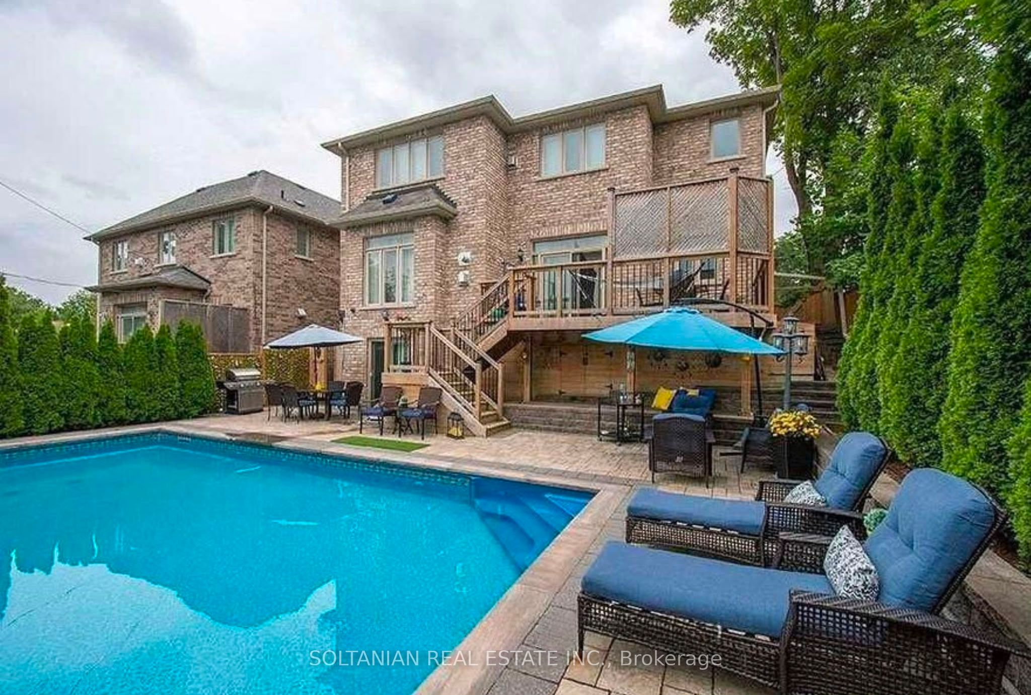 90 Grandview Avenue Property Photo 3