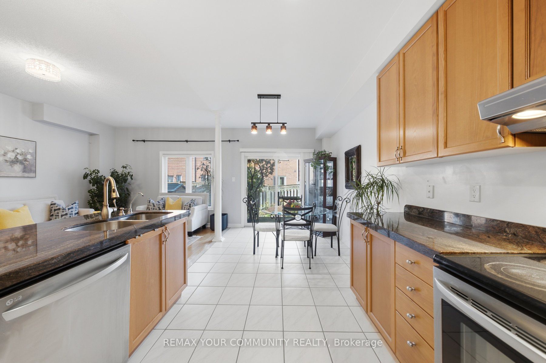 4 Daniel Reaman Crescent Property Photo 7