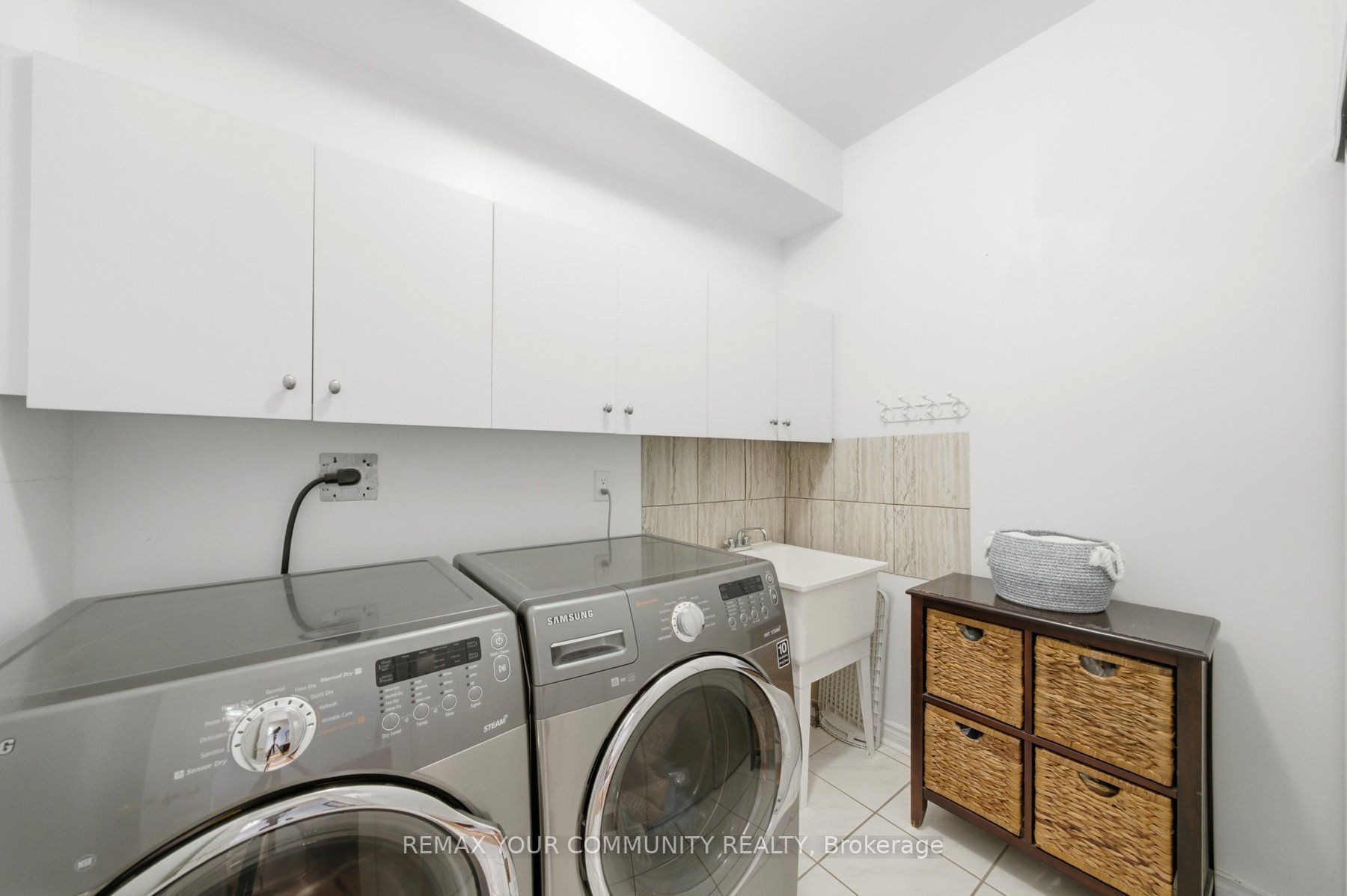 4 Daniel Reaman Crescent Property Photo 9